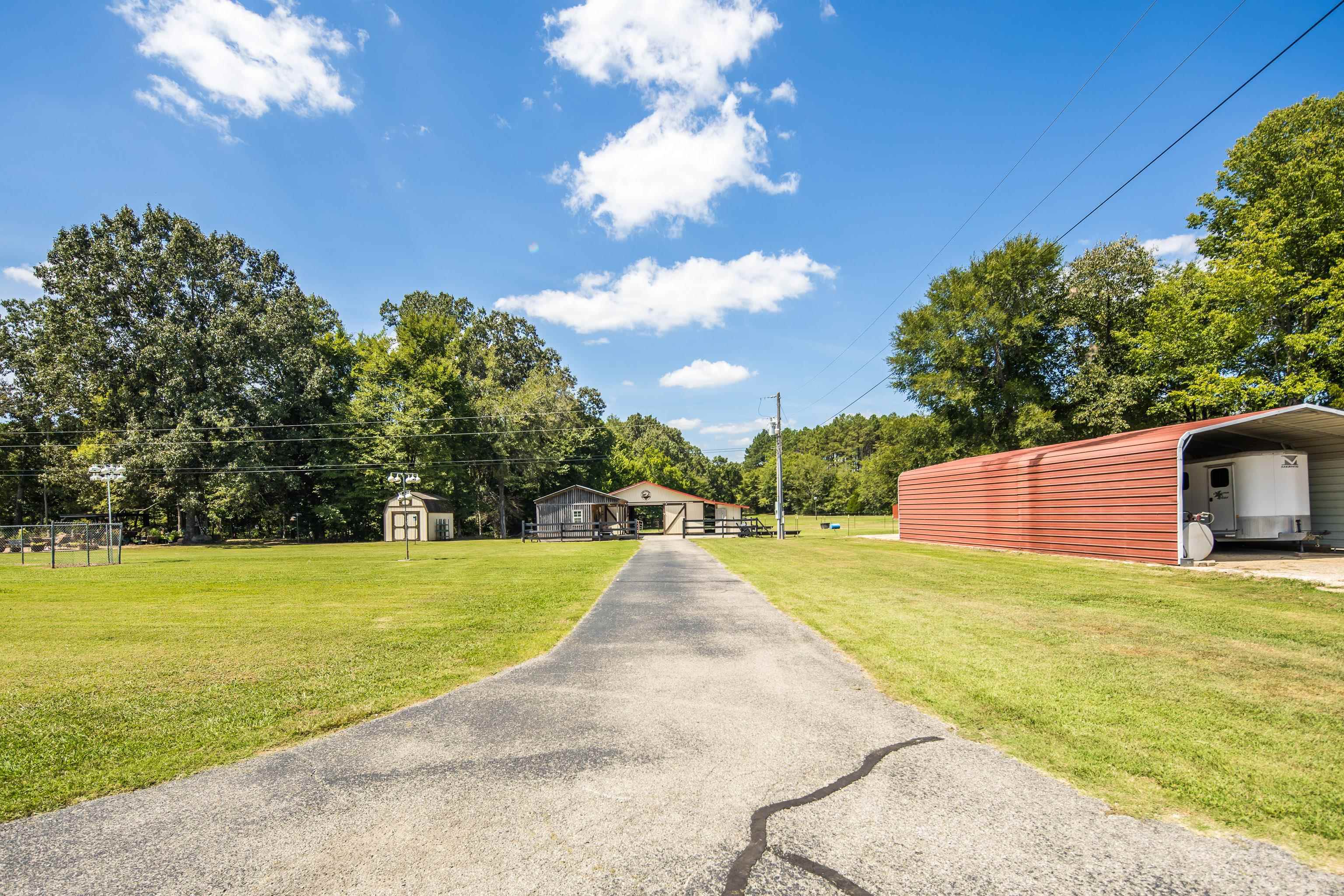 2865 Bobbitt Rd Property Photo 40