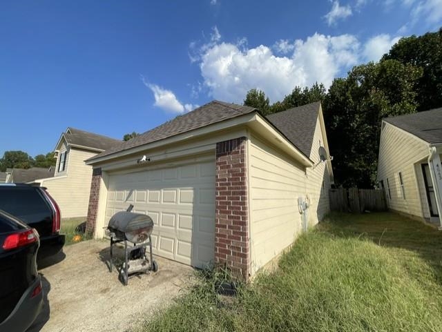 4847 Royal Run Dr Property Photo 2
