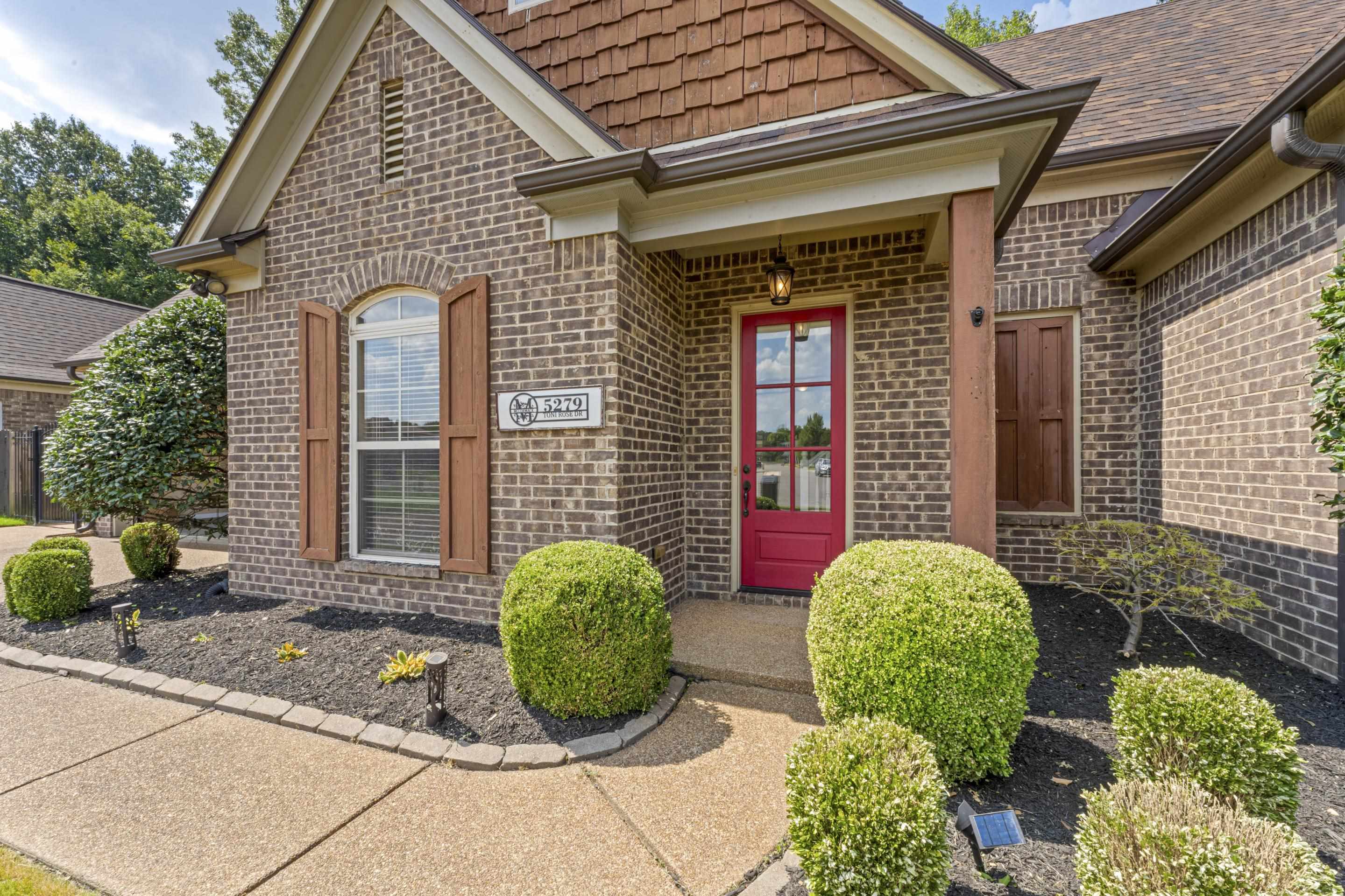 5279 Toni Rose Dr Property Photo 4
