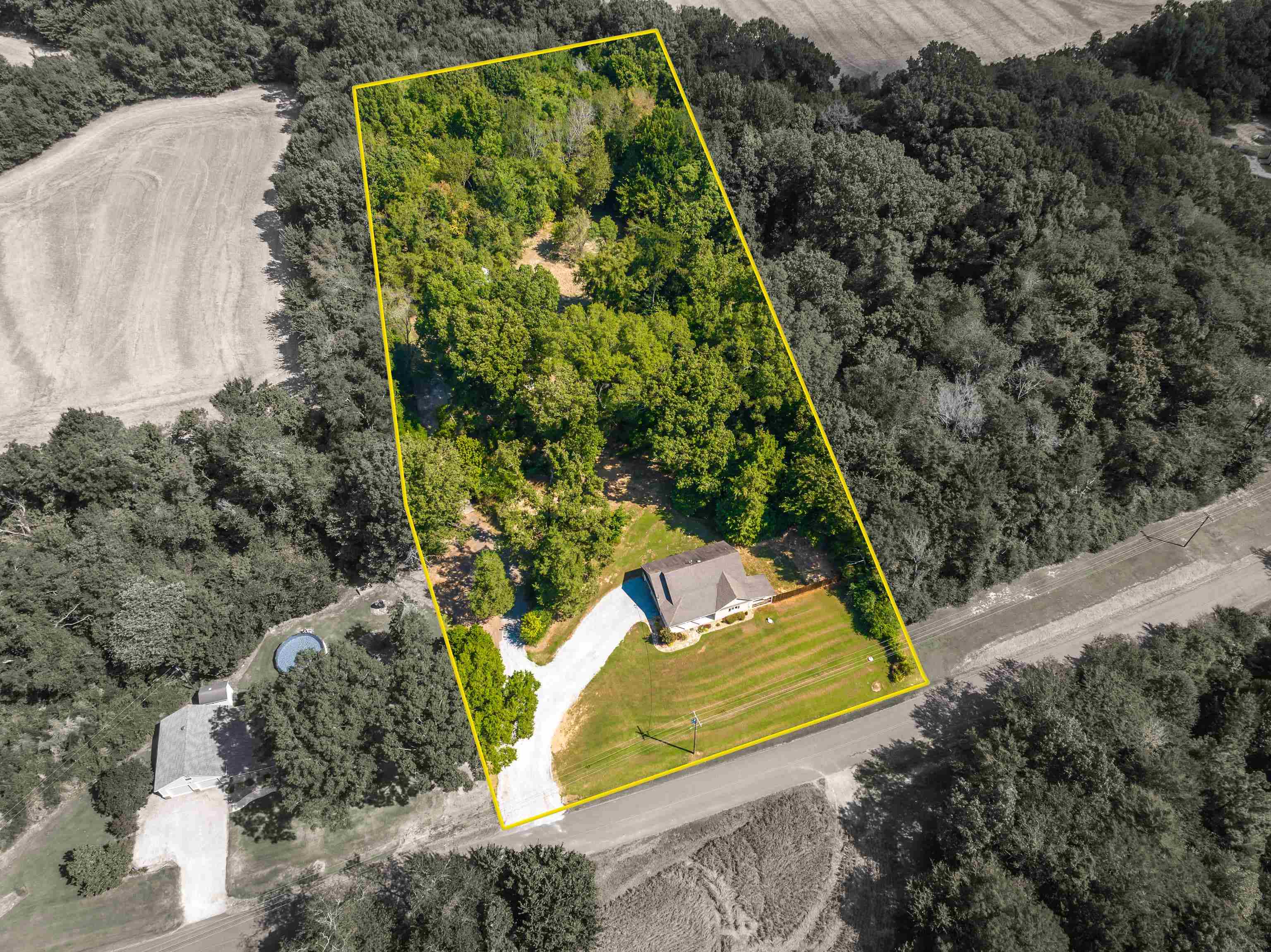 2350 Feathers Chapel Dr Property Photo 1