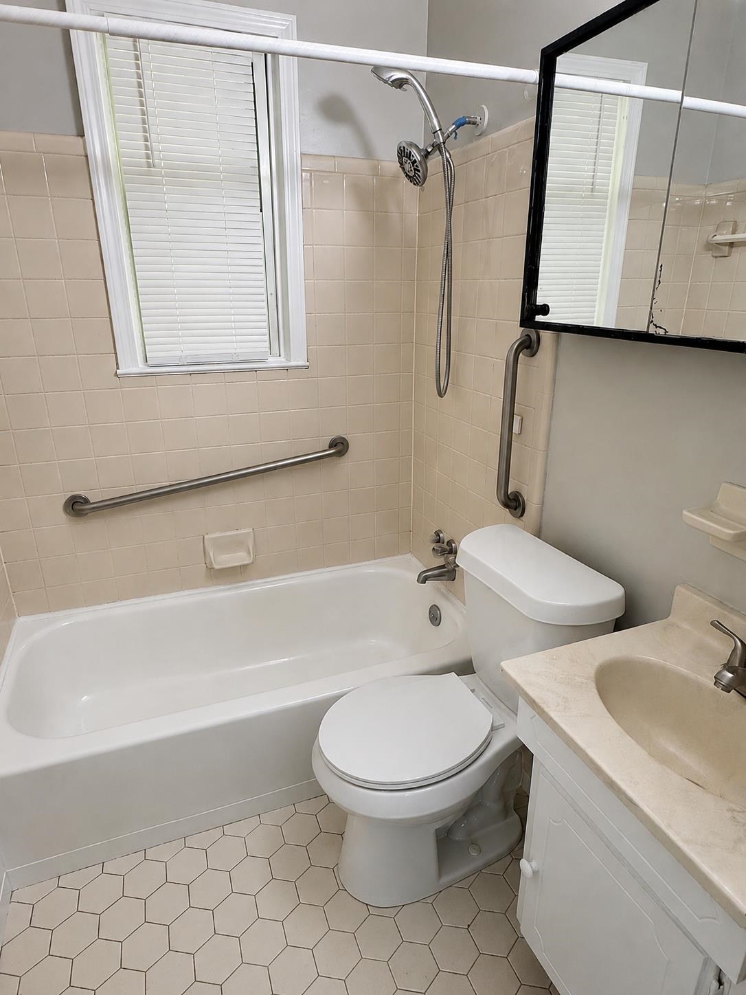4100 Vaughn Rd Property Photo 11