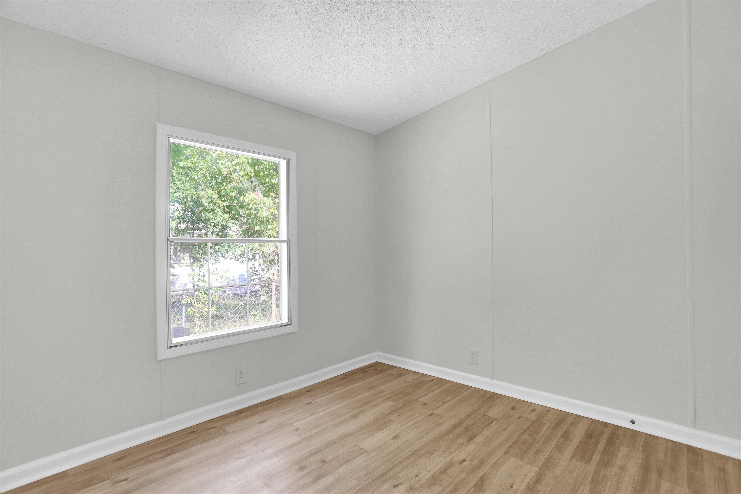 25 Somerville St Property Photo 16