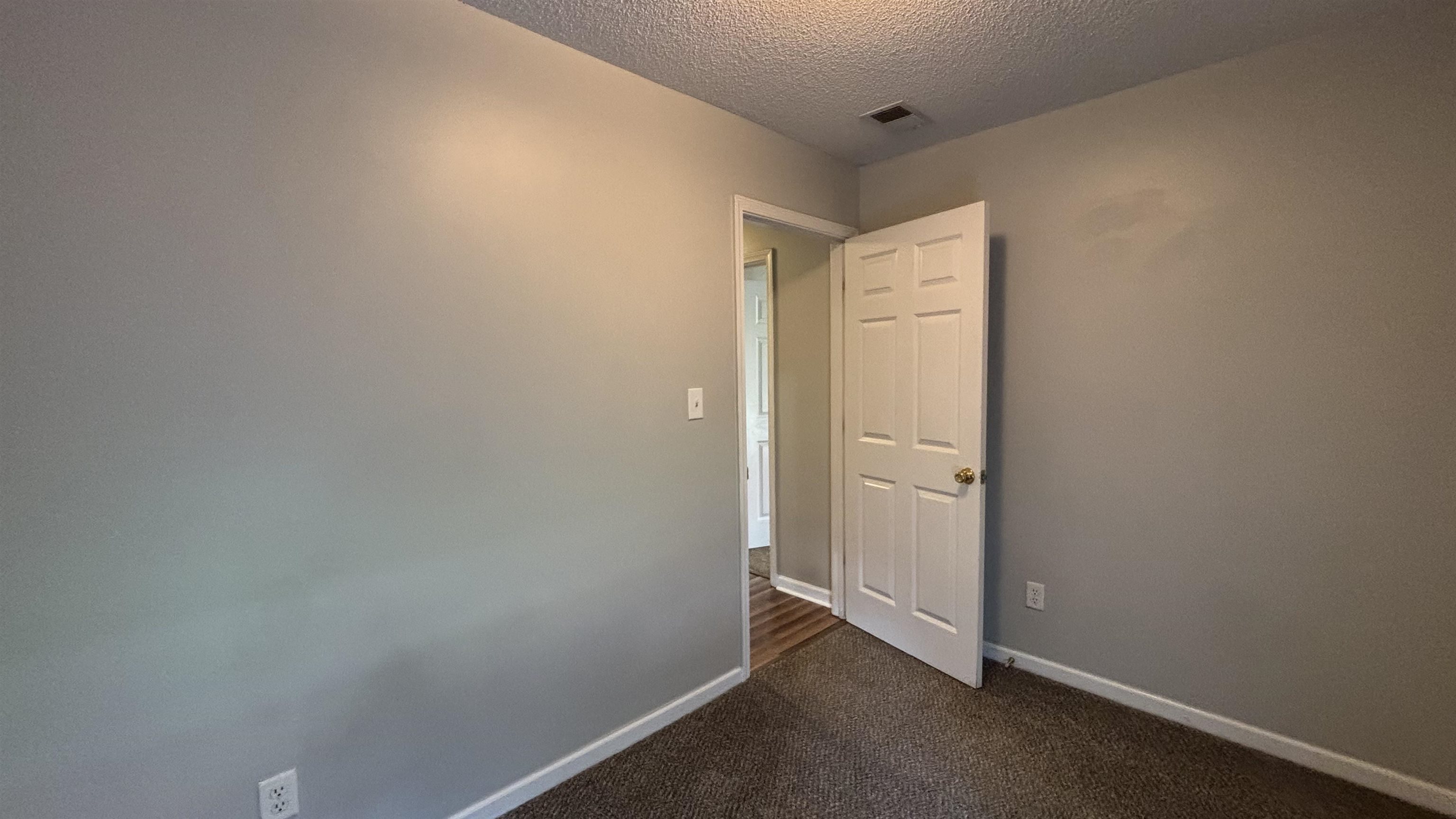 5491 Milton Ridge Dr Property Photo 16
