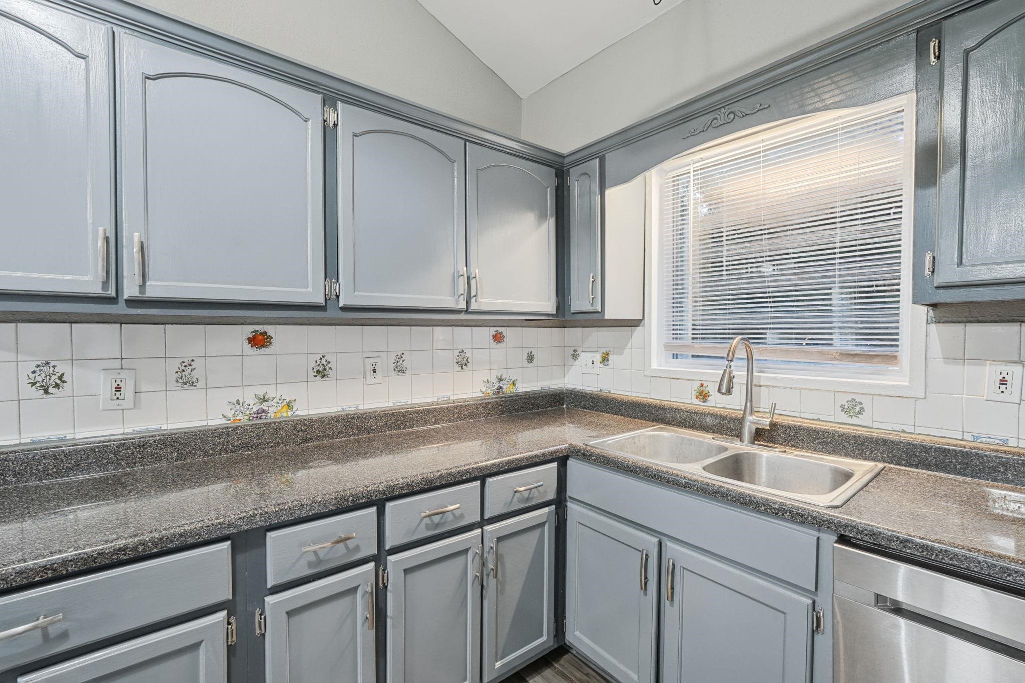 4279 Dunn Ave Property Photo 10