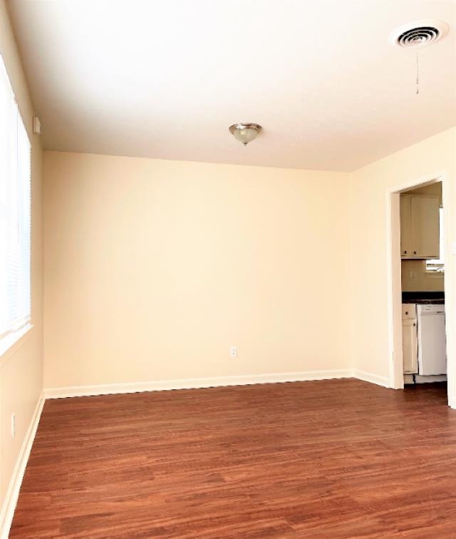 2993 Phyllis Ln Property Photo 2