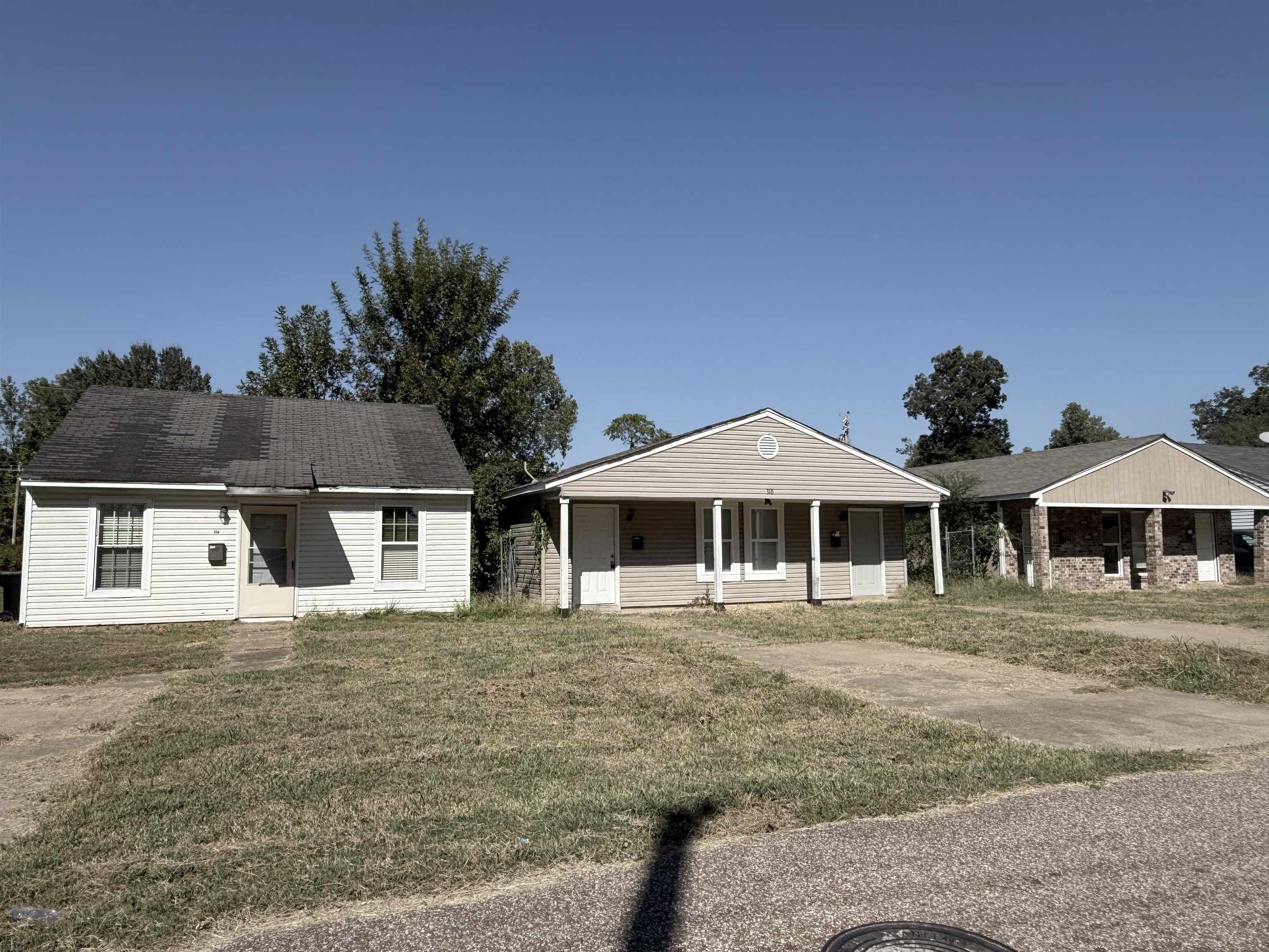 308 GANNT ST A Property Photo 1