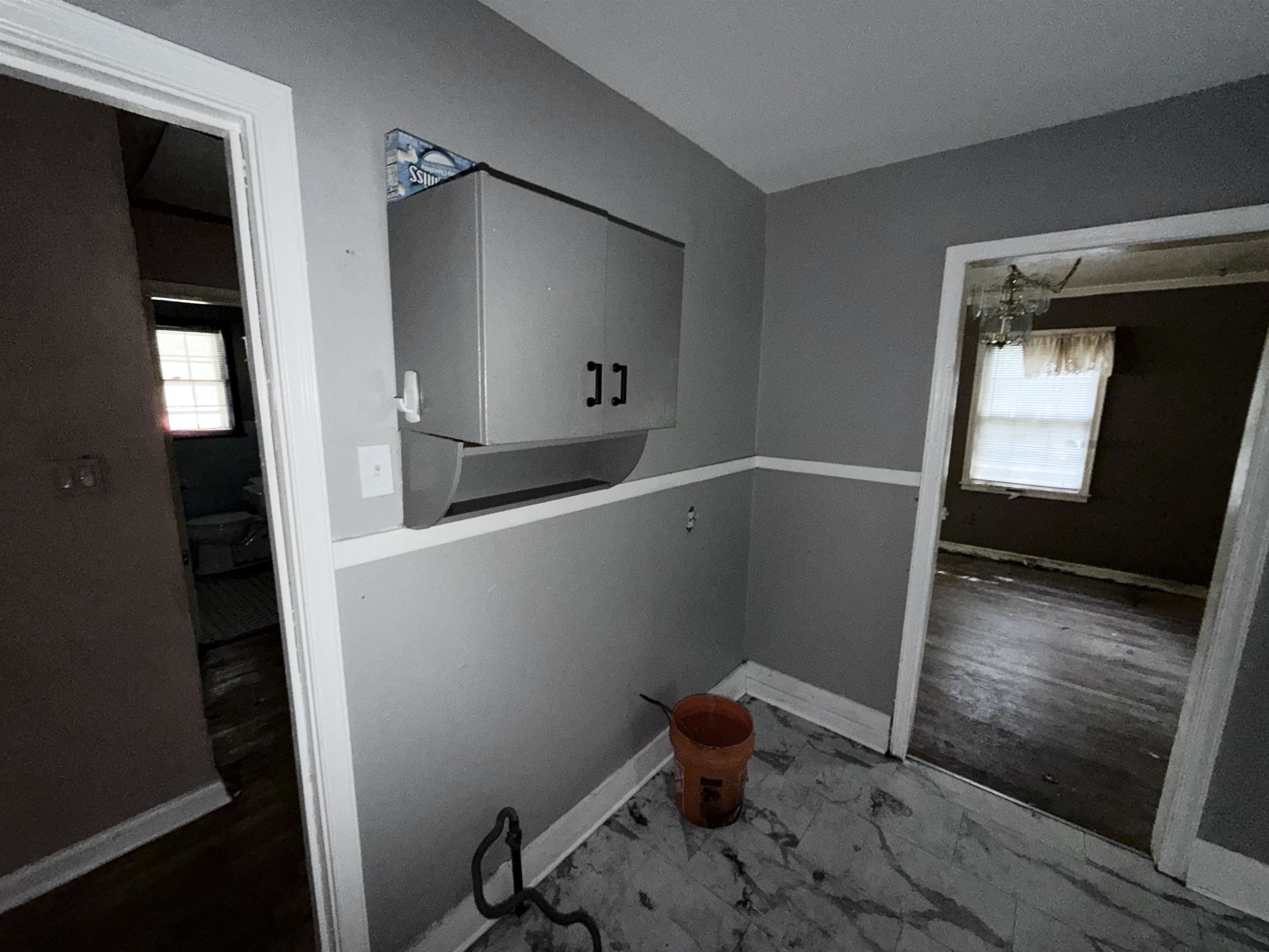1269 Colonial Rd Property Photo 17
