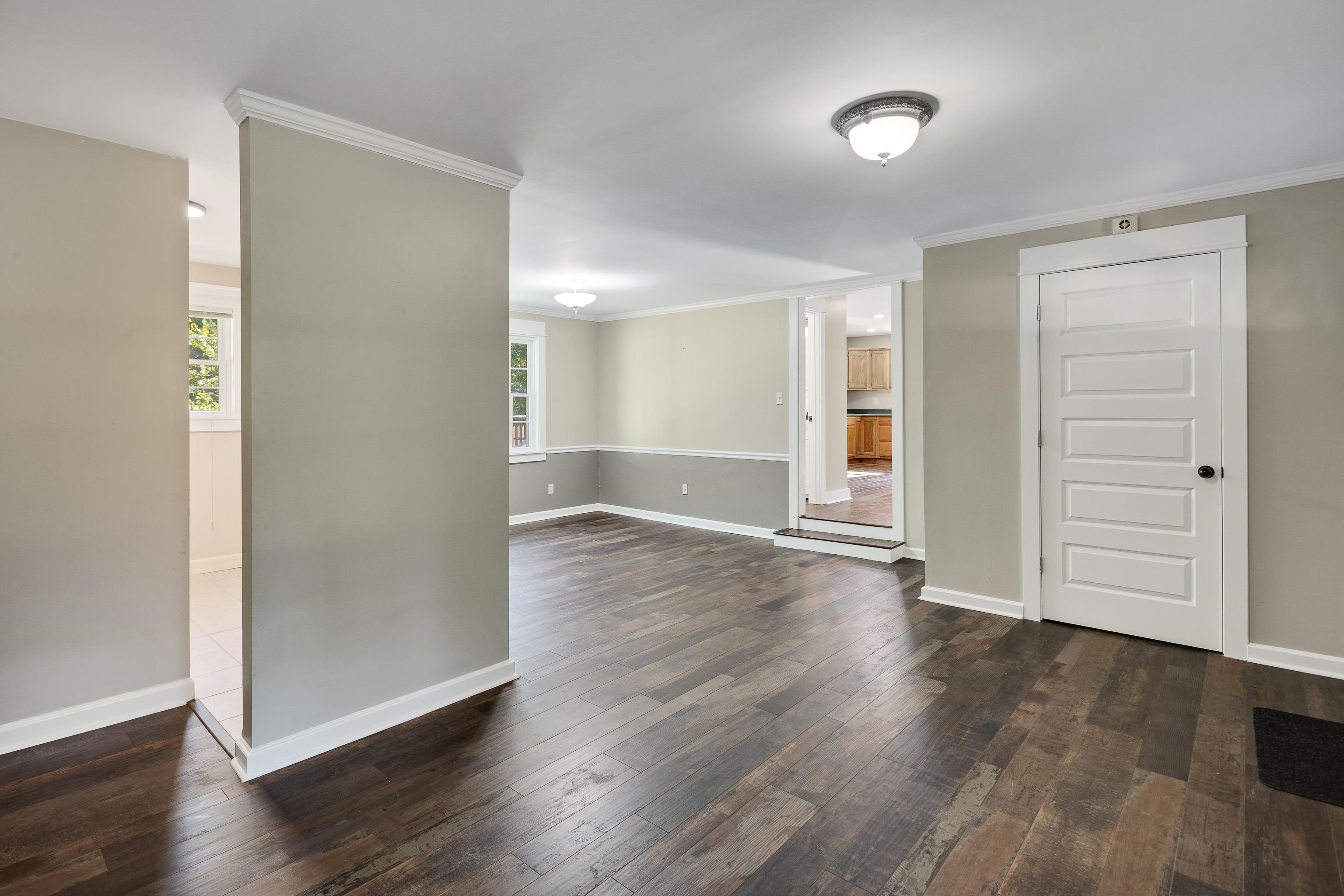 2360 Feathers Chapel Dr Property Photo 6