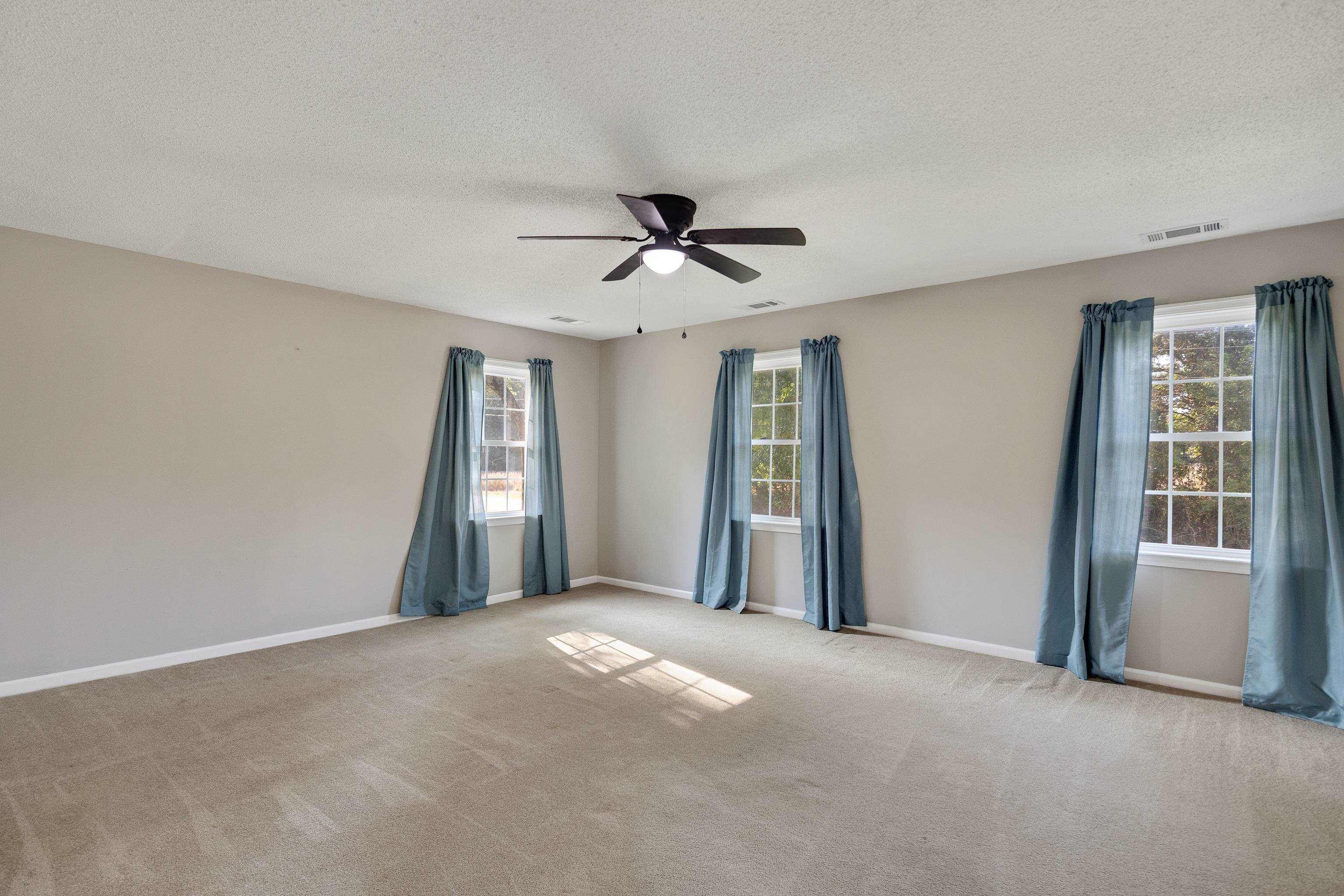 2360 Feathers Chapel Dr Property Photo 24