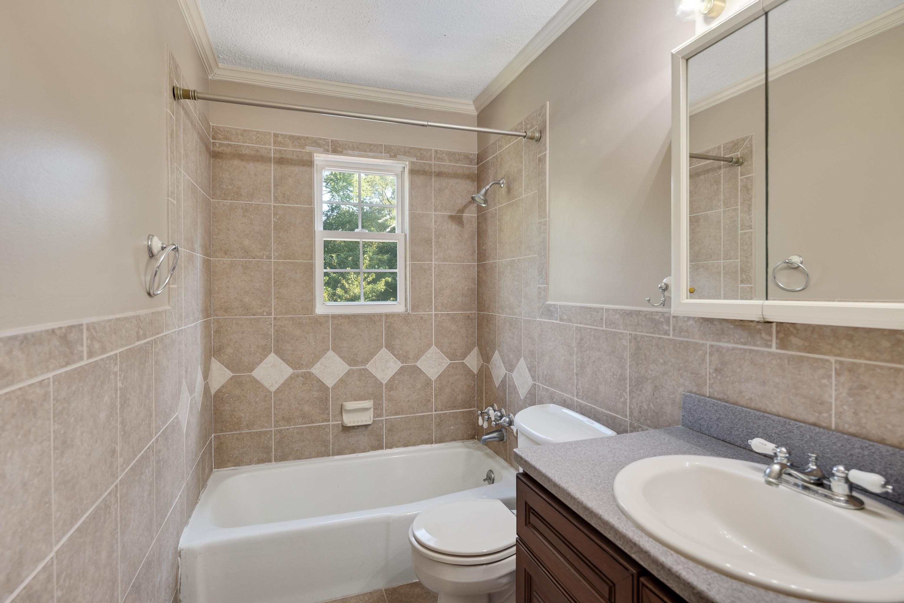 2360 Feathers Chapel Dr Property Photo 26