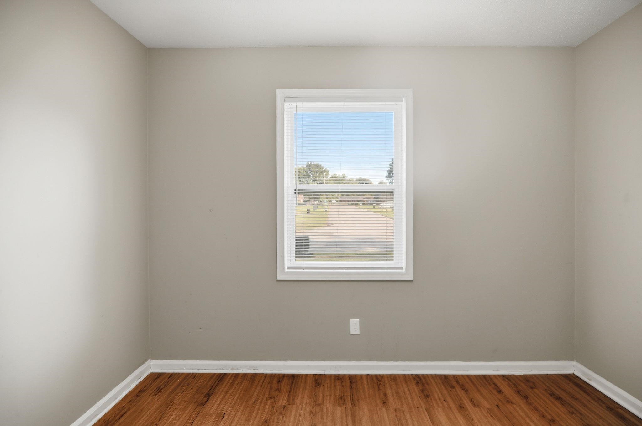 727 Bonwood Ave Property Photo 19