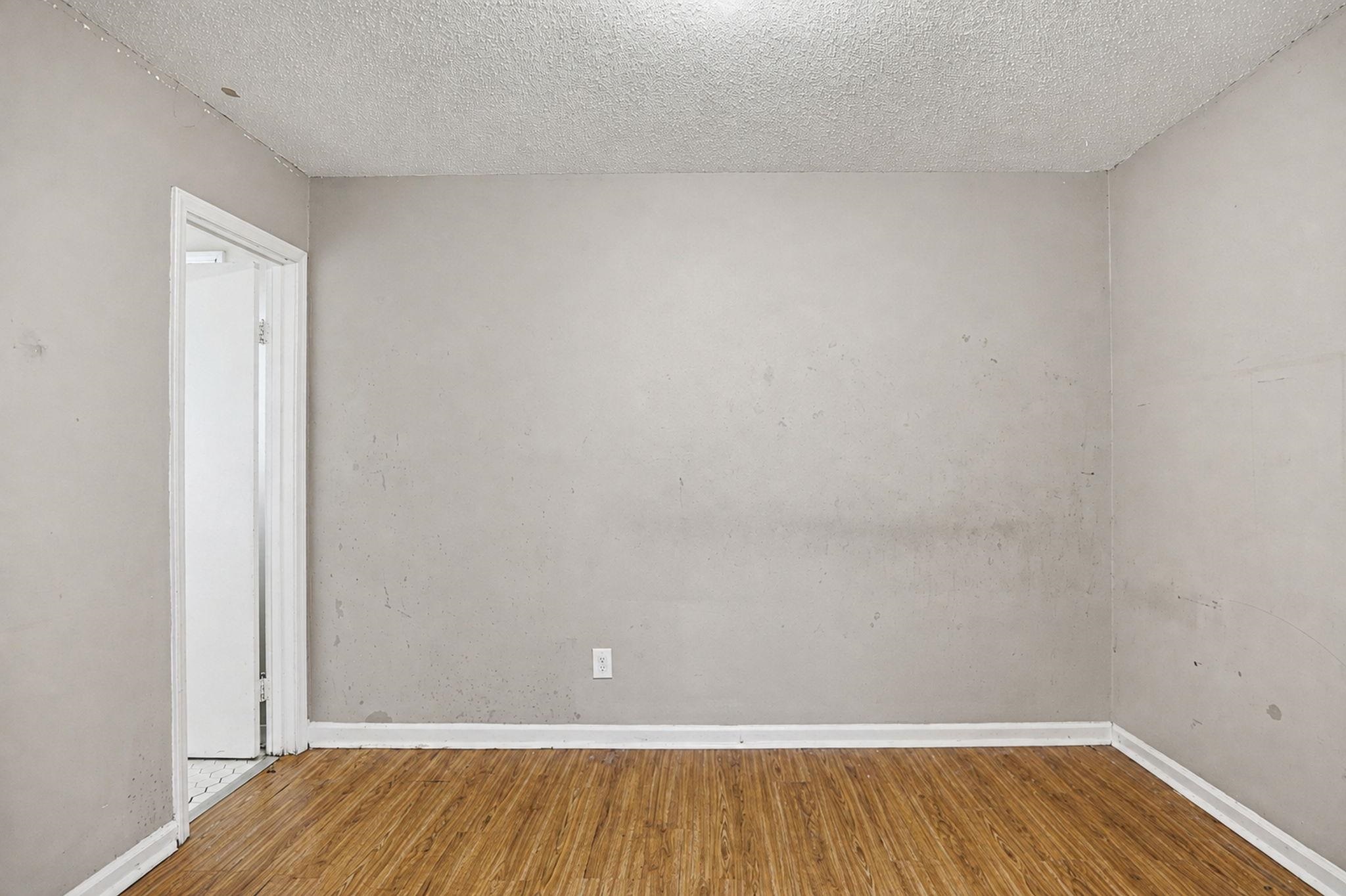 727 Bonwood Ave Property Photo 26