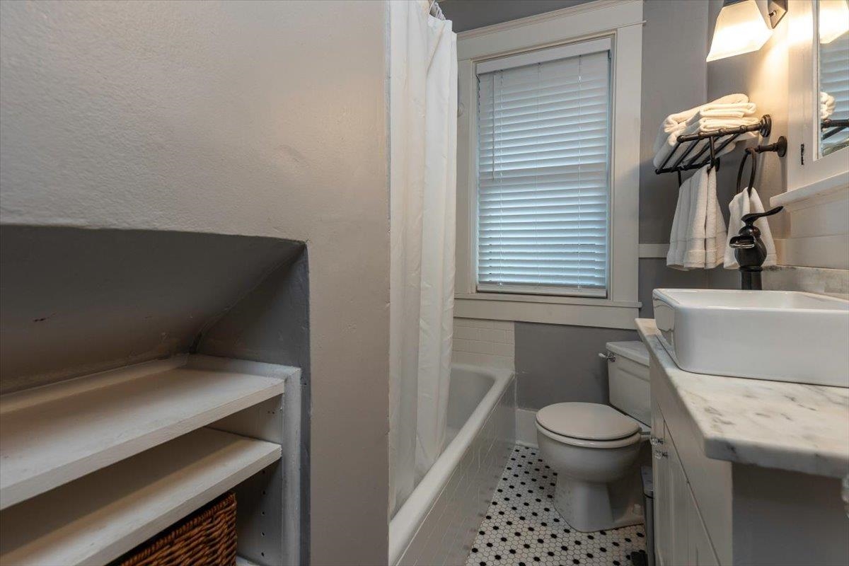 346 S Reese St Property Photo 10