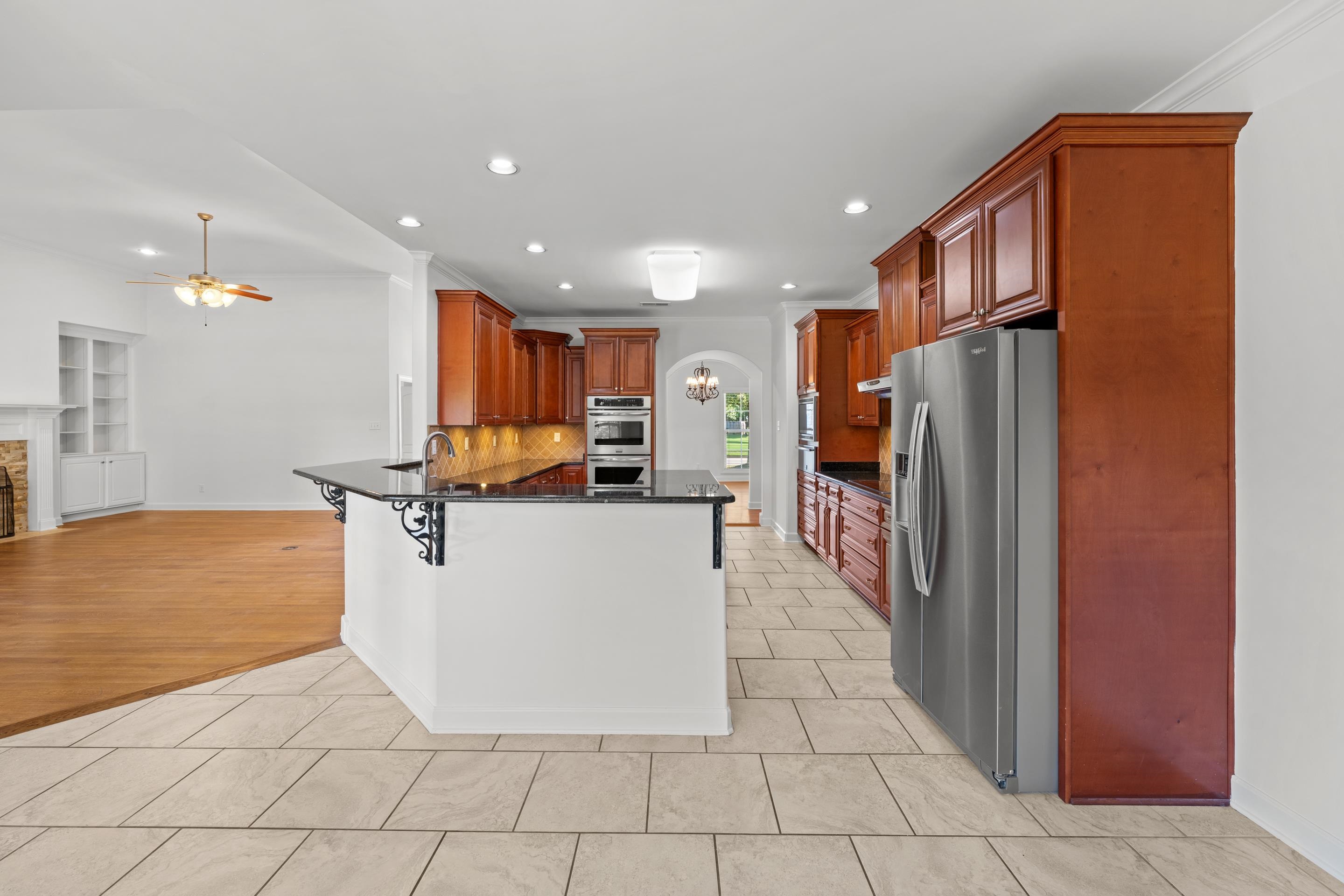 9270 S Romano Way Property Photo 11