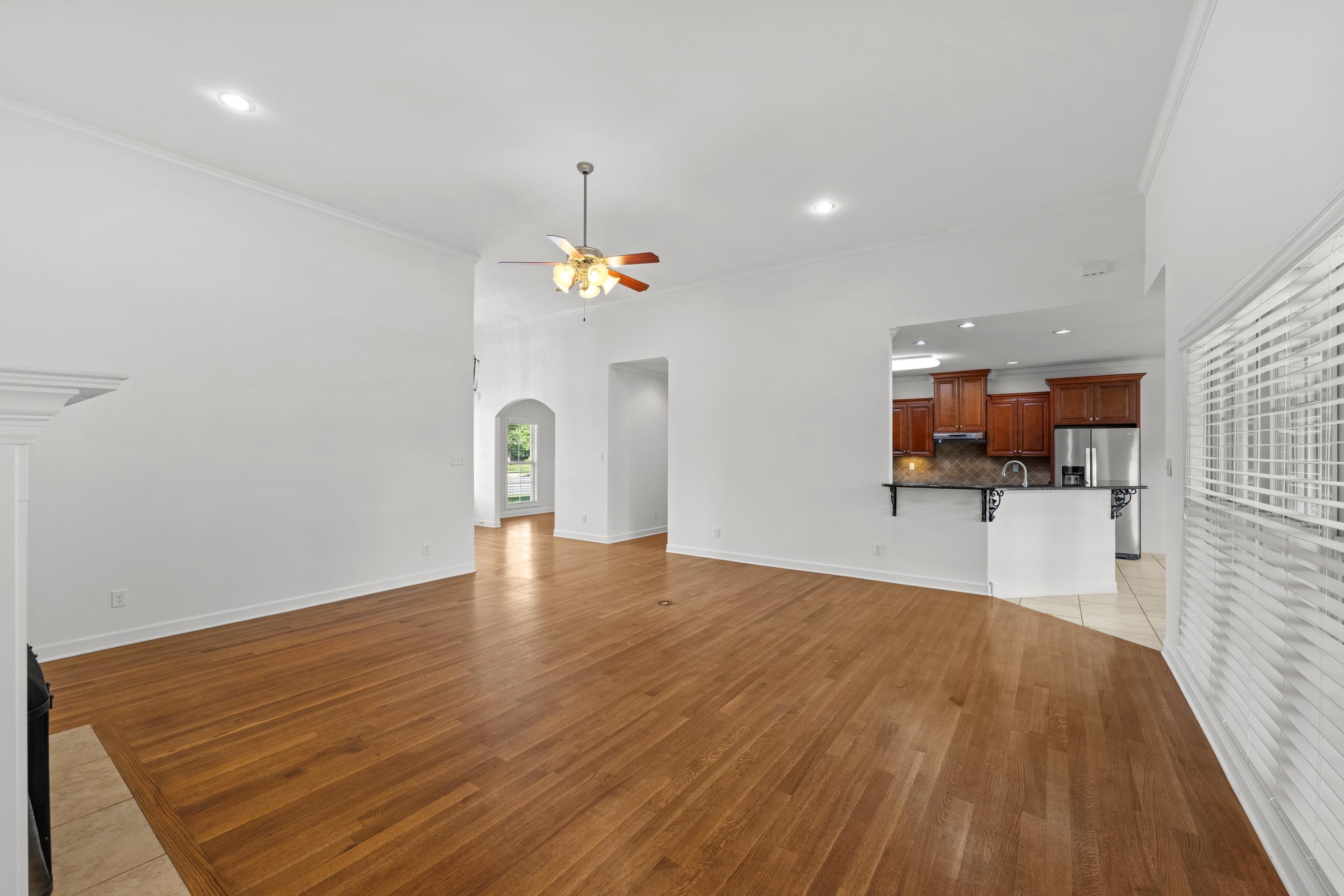 9270 S Romano Way Property Photo 13