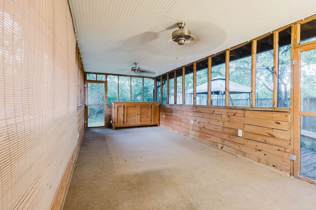 1874 Walker Dr Property Photo 36