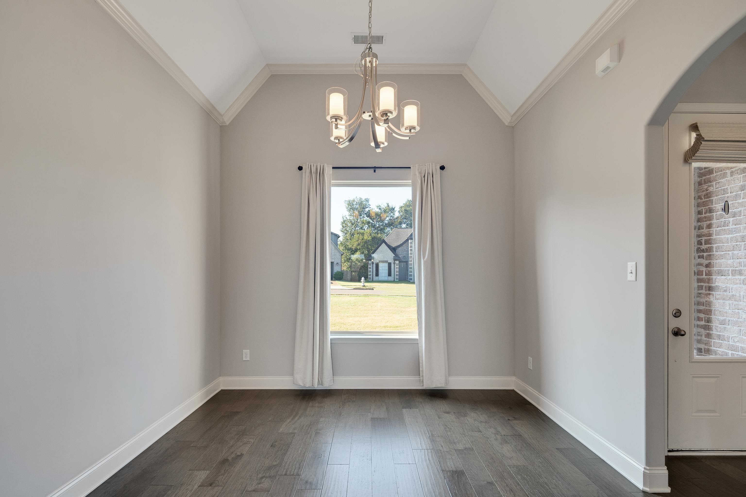 8472 Butterfly View Ln Property Photo 5
