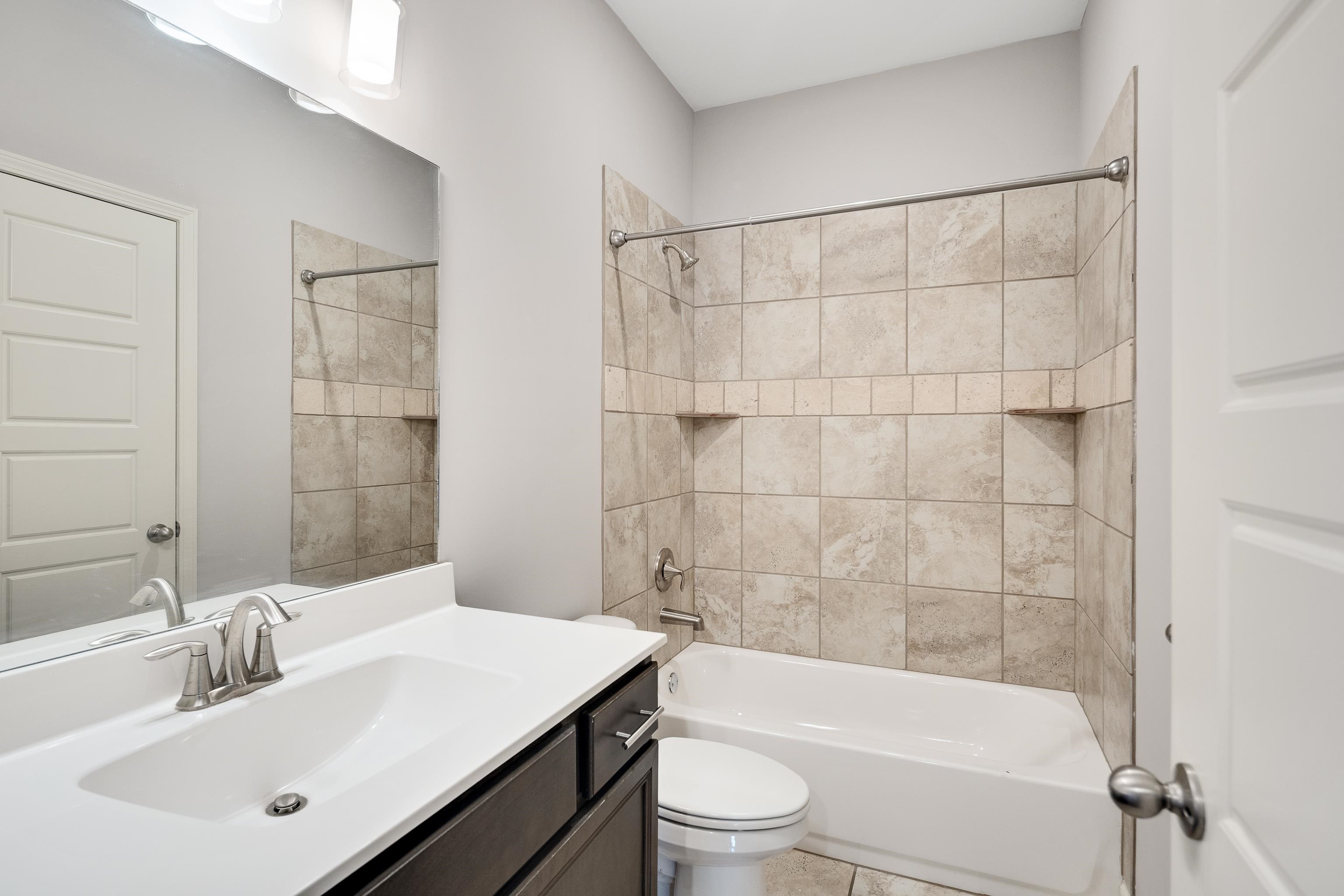 8472 Butterfly View Ln Property Photo 24