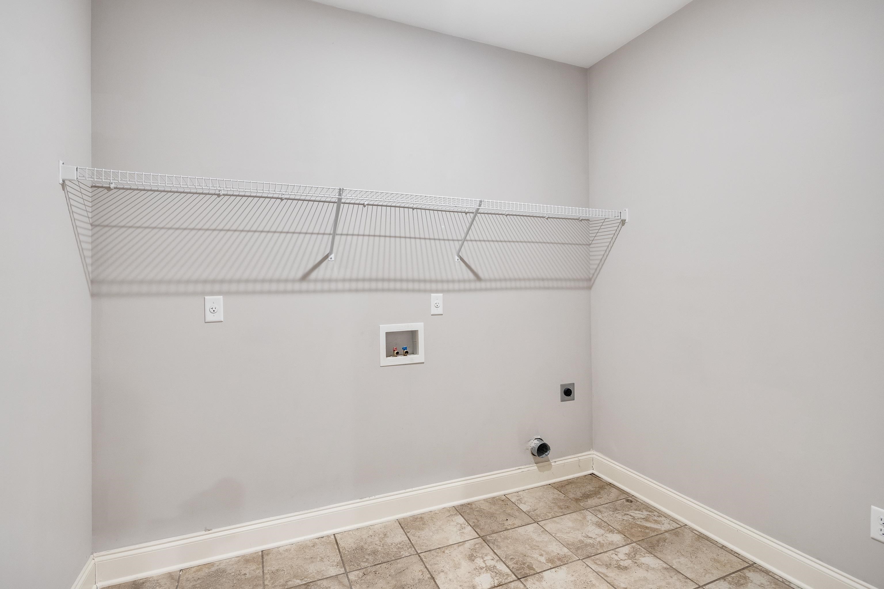 8472 Butterfly View Ln Property Photo 25