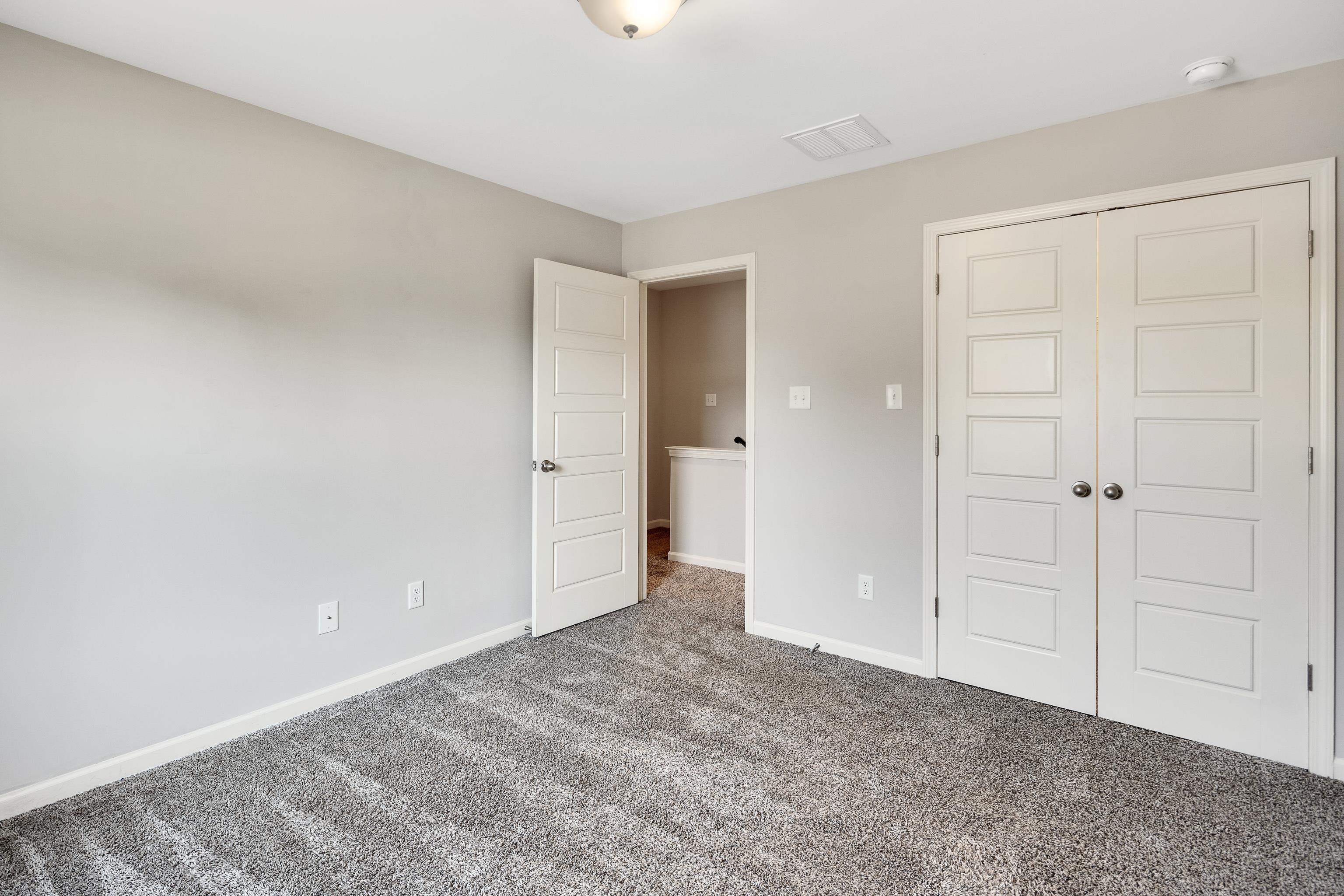 8472 Butterfly View Ln Property Photo 29