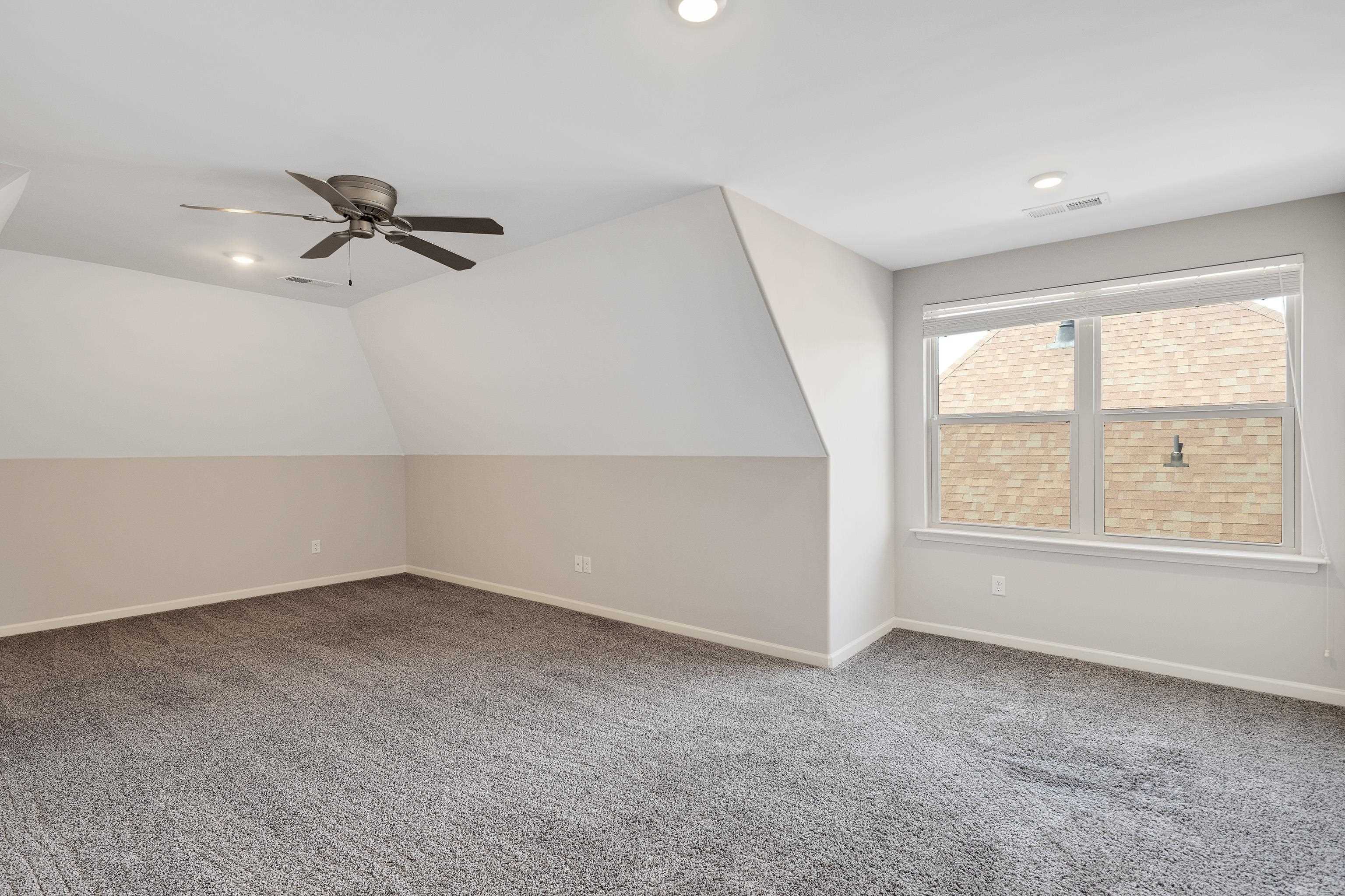 8472 Butterfly View Ln Property Photo 31