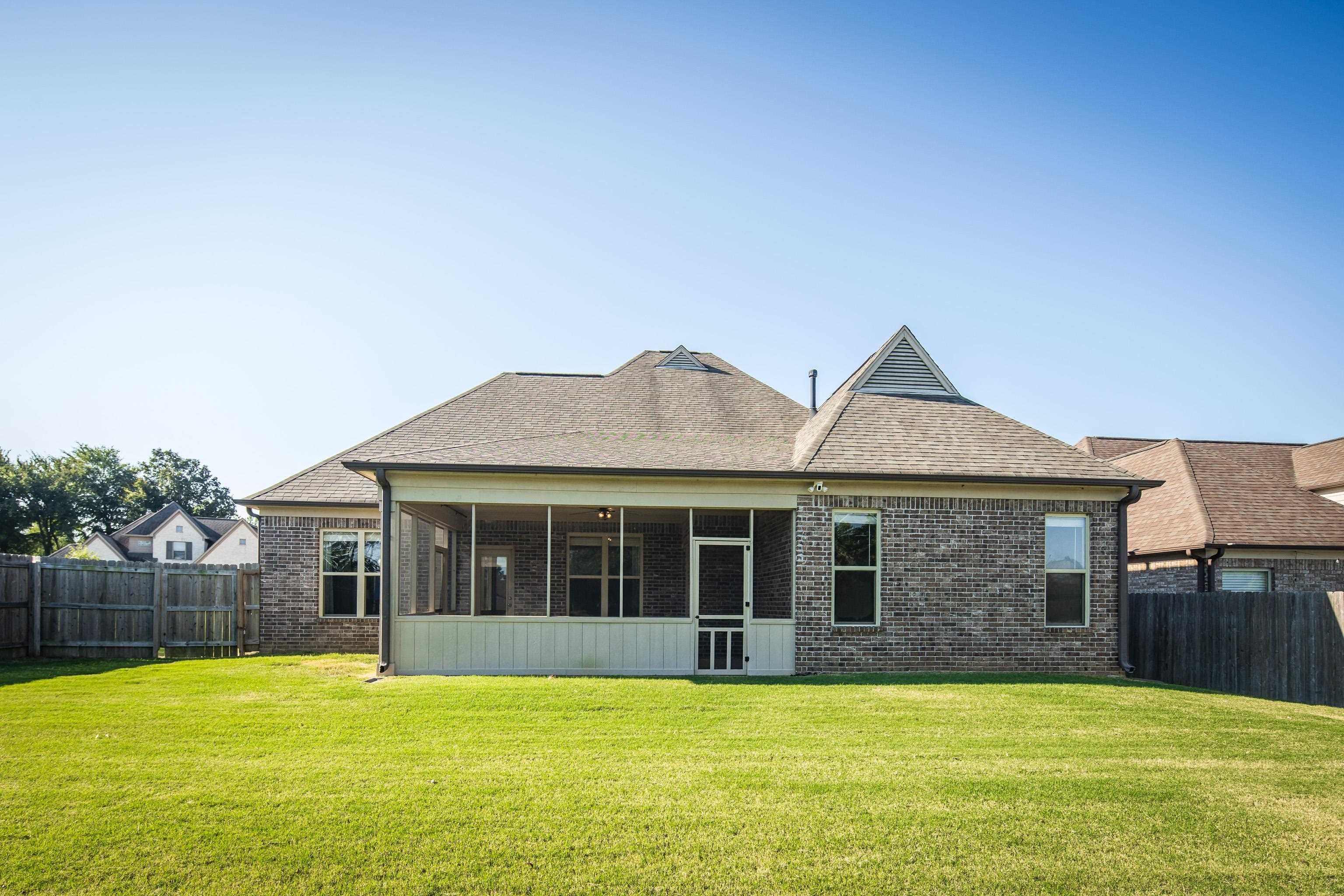 8472 Butterfly View Ln Property Photo 37