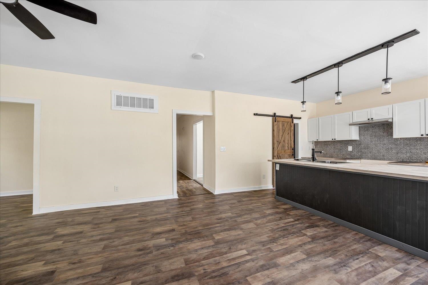 245 Ecology Loop Property Photo 7