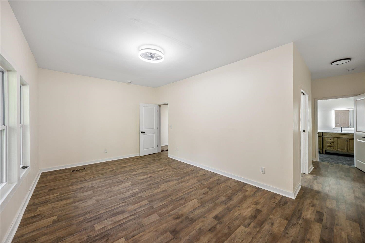 245 Ecology Loop Property Photo 18