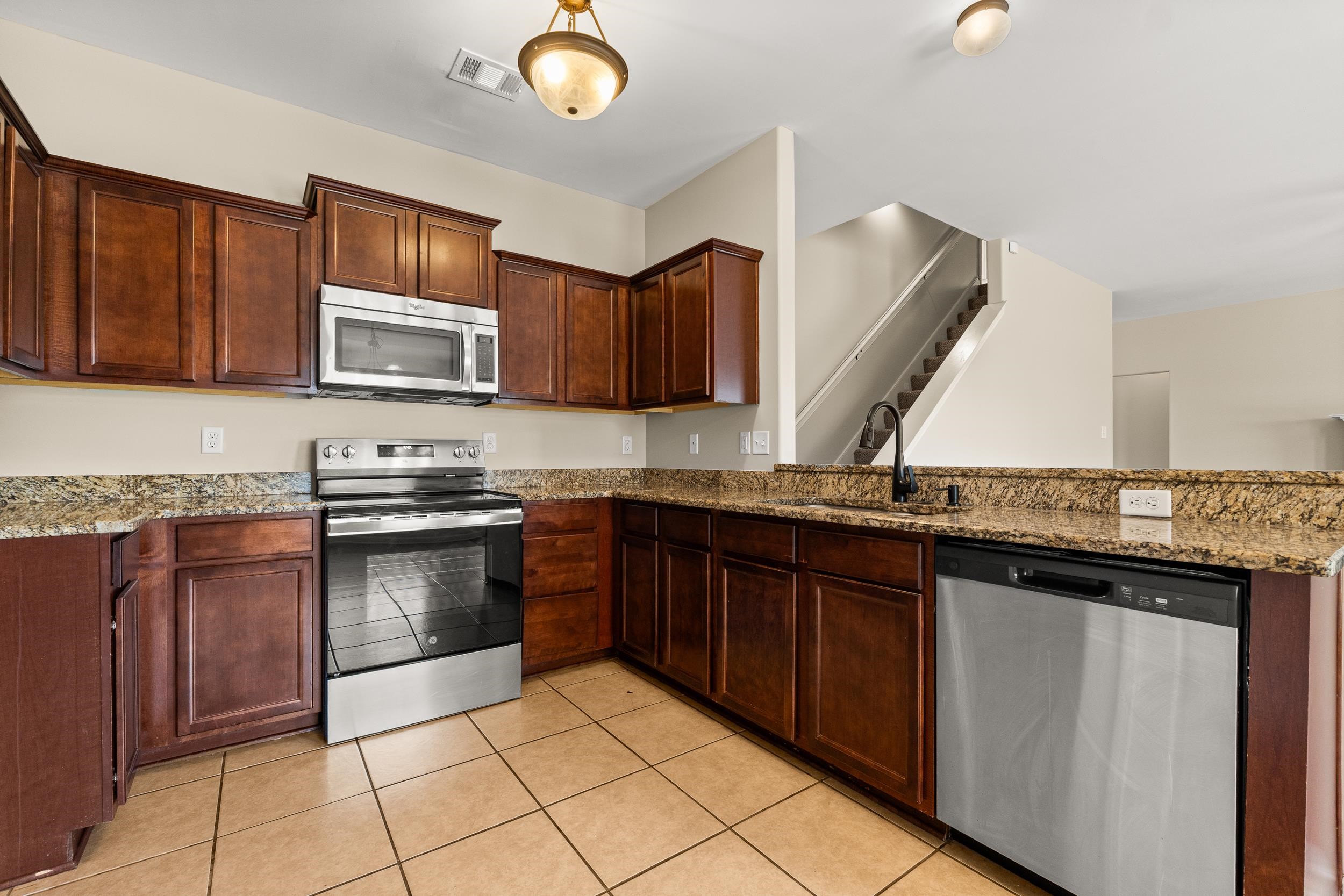 1061 Brancott Cv Property Photo 8