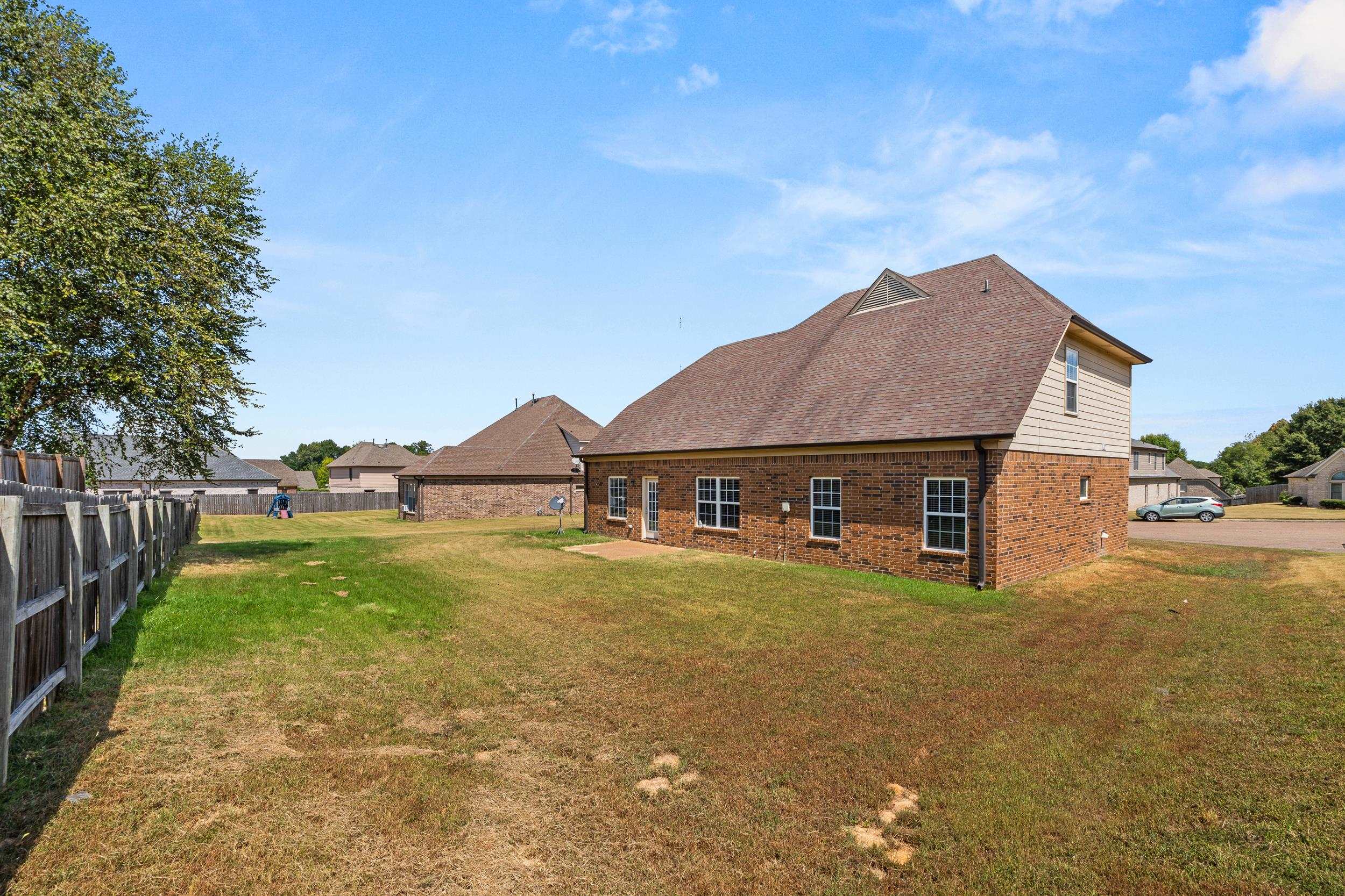 1061 Brancott Cv Property Photo 17