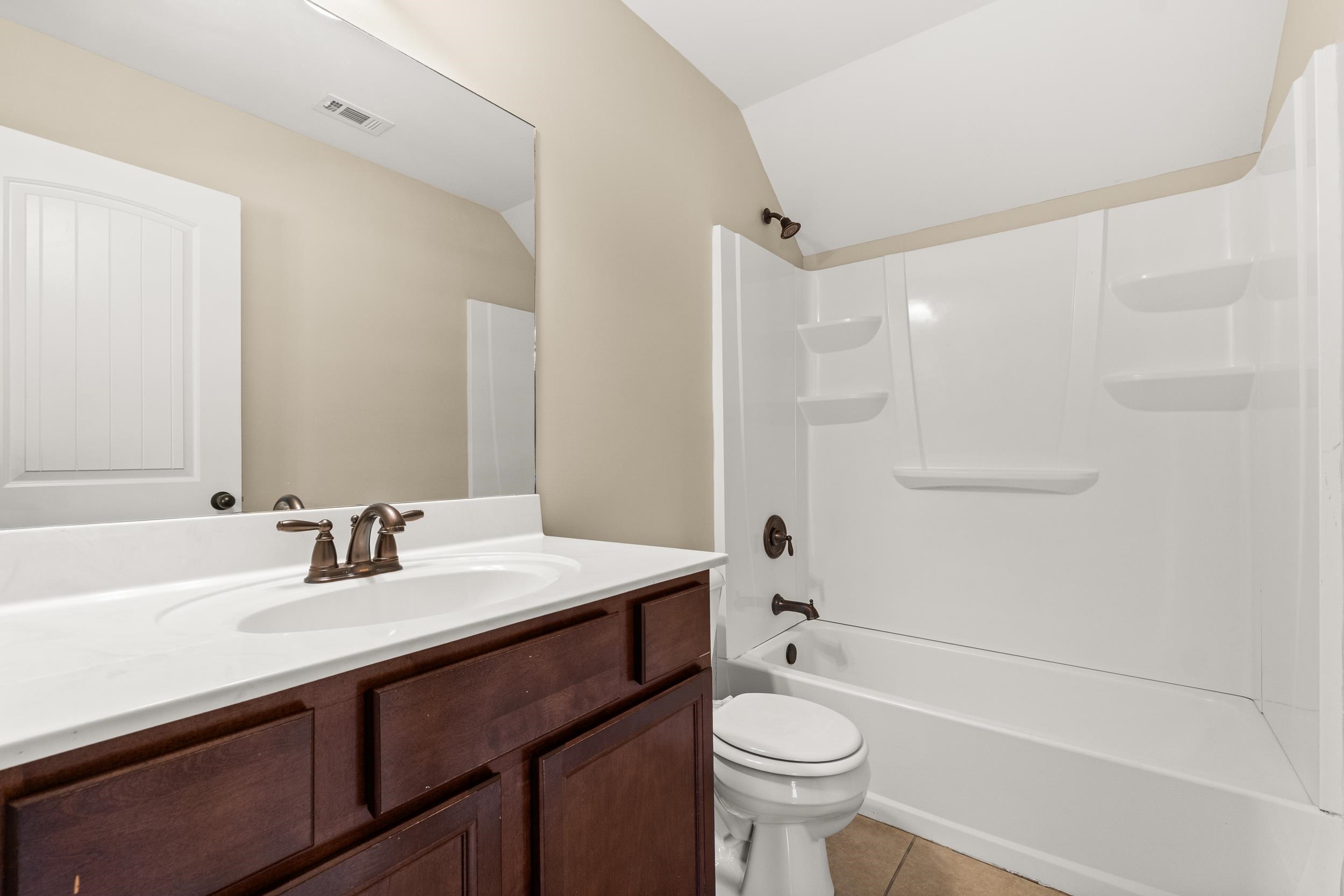 1061 Brancott Cv Property Photo 18