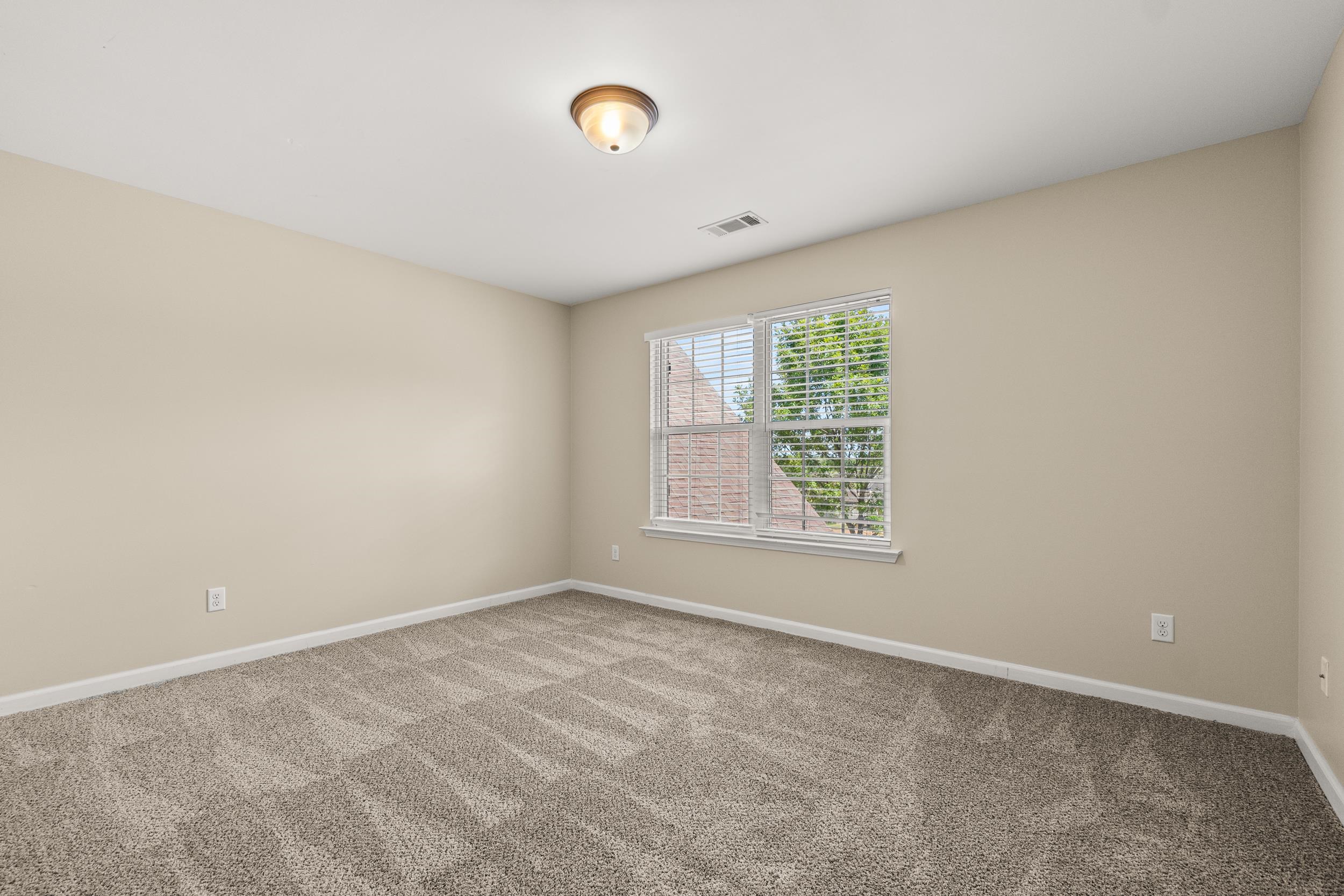 1061 Brancott Cv Property Photo 19