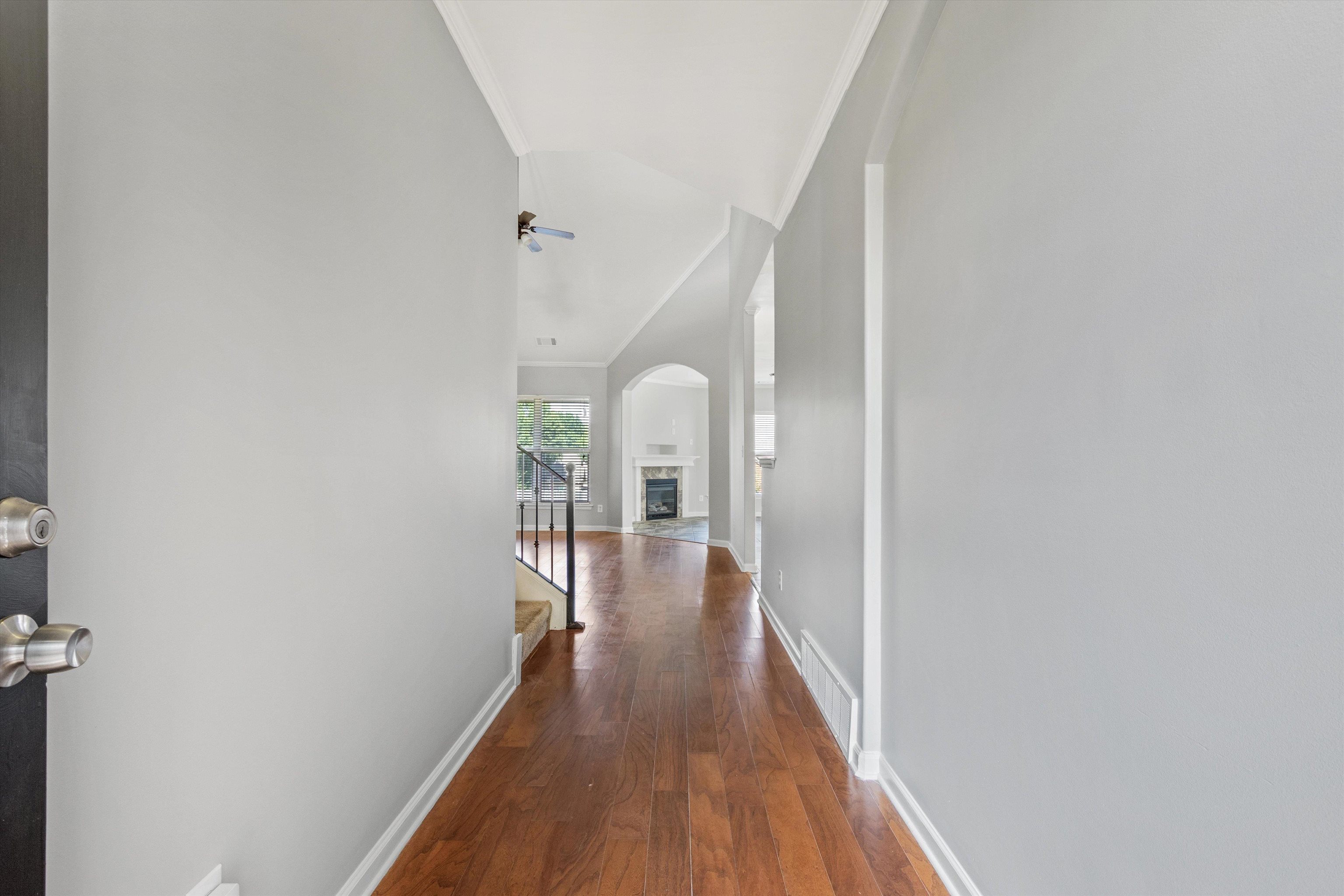 8918 Mt Hill Dr Property Photo 4