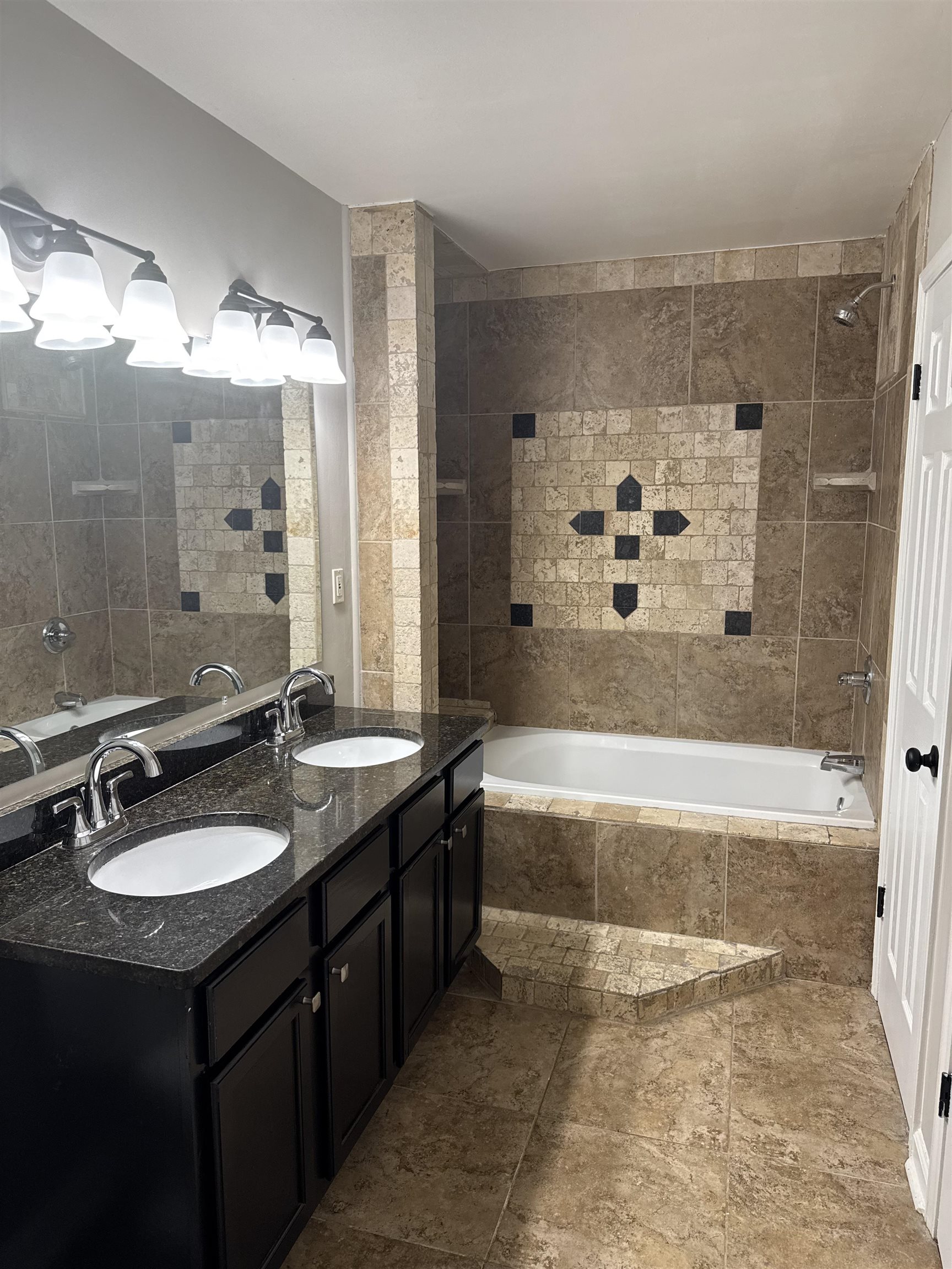 339 Oakleigh Dr Property Photo 11