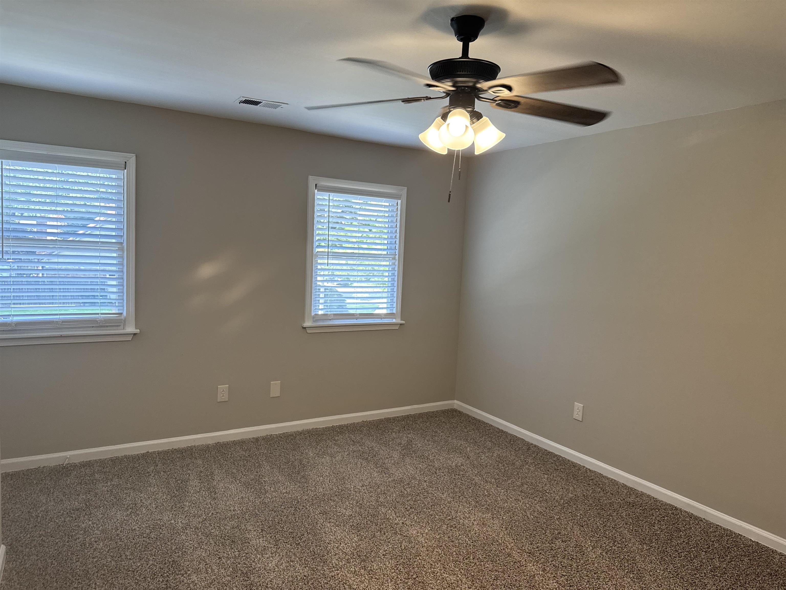339 Oakleigh Dr Property Photo 17