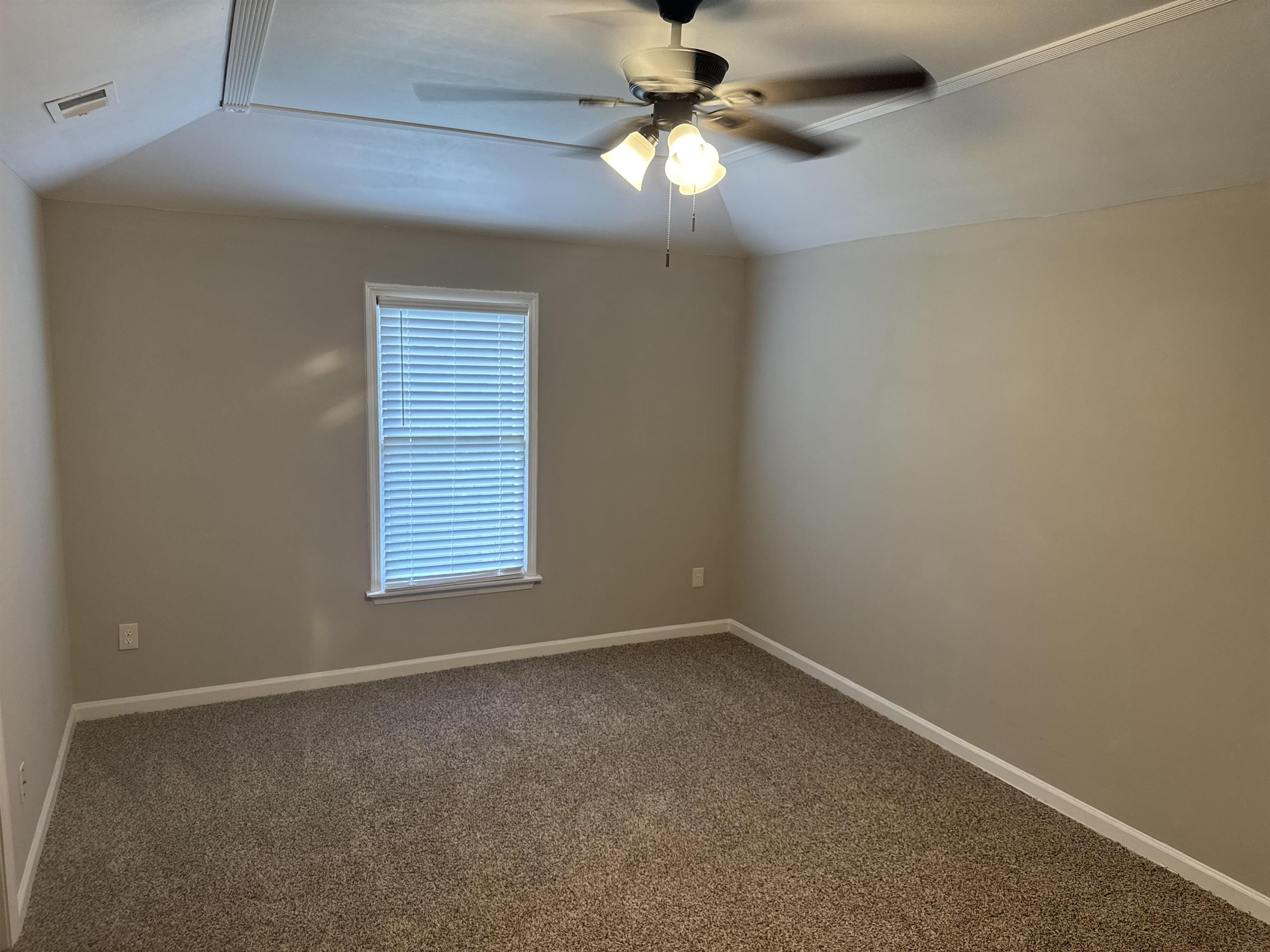 339 Oakleigh Dr Property Photo 28