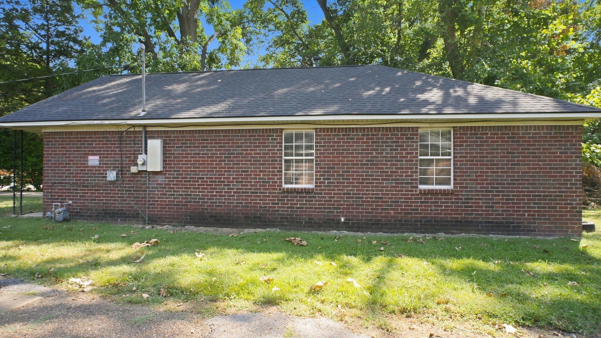 3875 Fizer Ave Property Photo 8