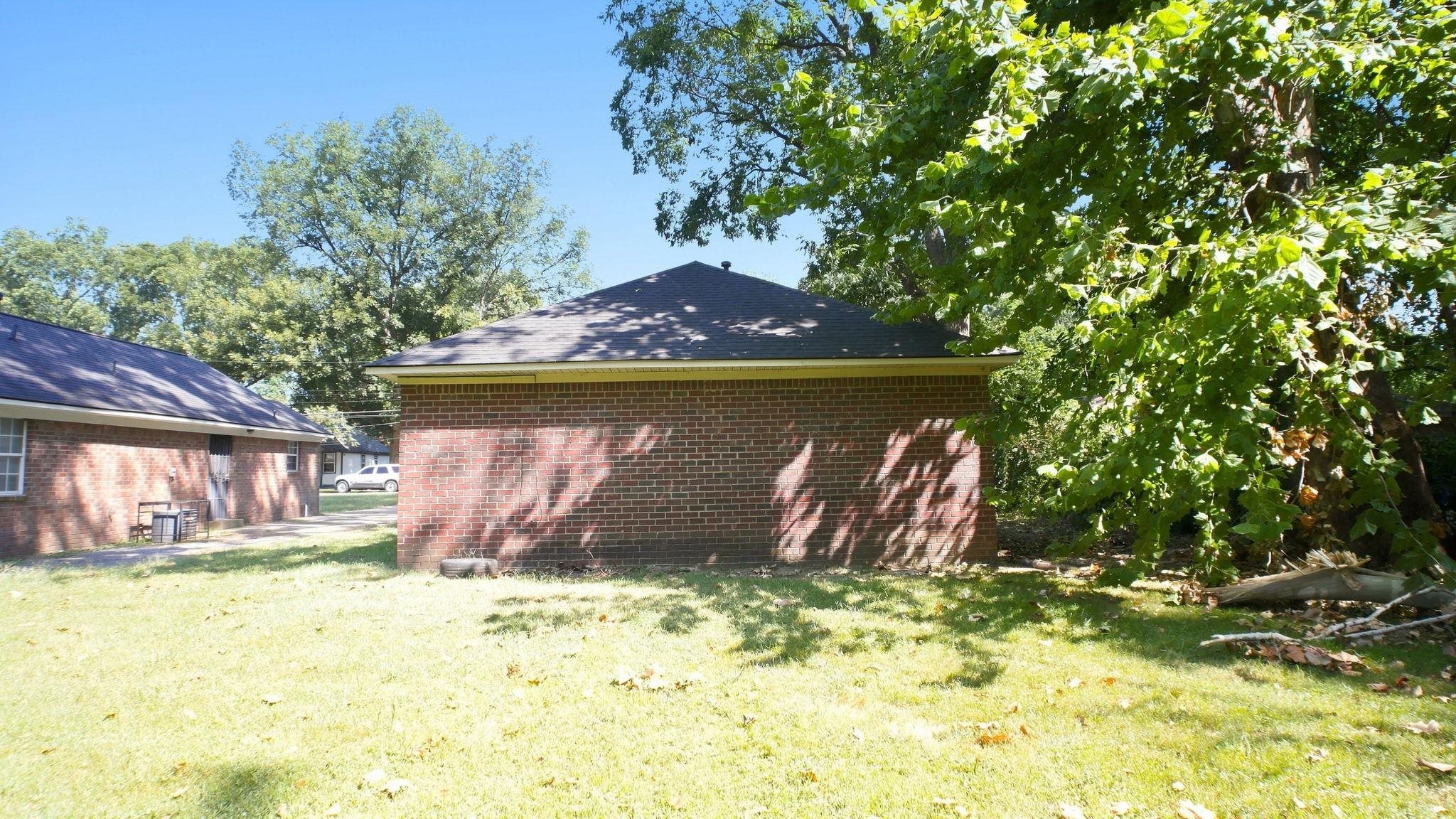 3875 Fizer Ave Property Photo 10