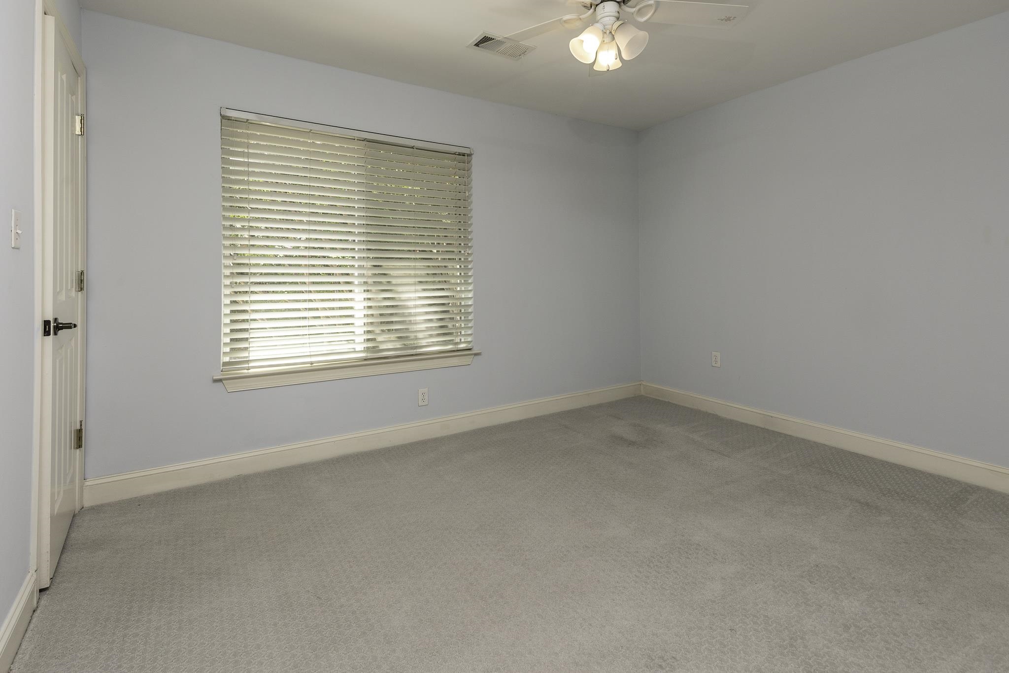 2256 W Germantown Sq Property Photo 16