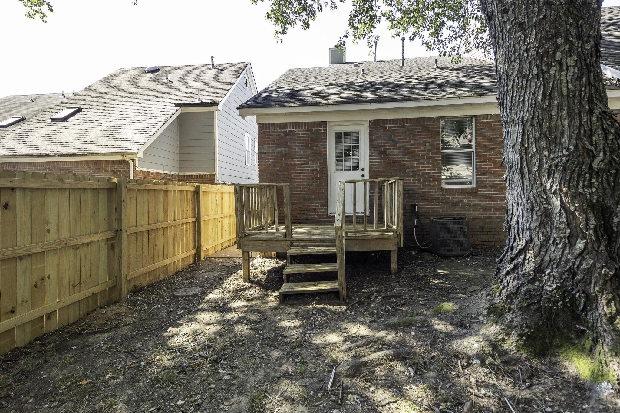 1554 Joy Blvd Property Photo 2