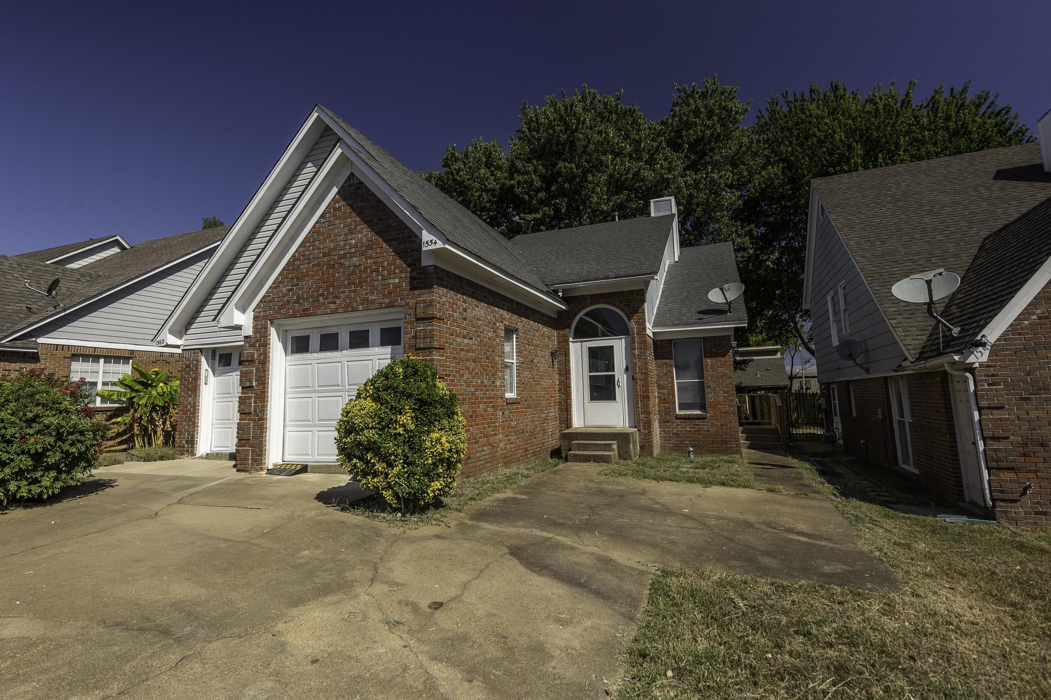 1554 Joy Blvd Property Photo 21