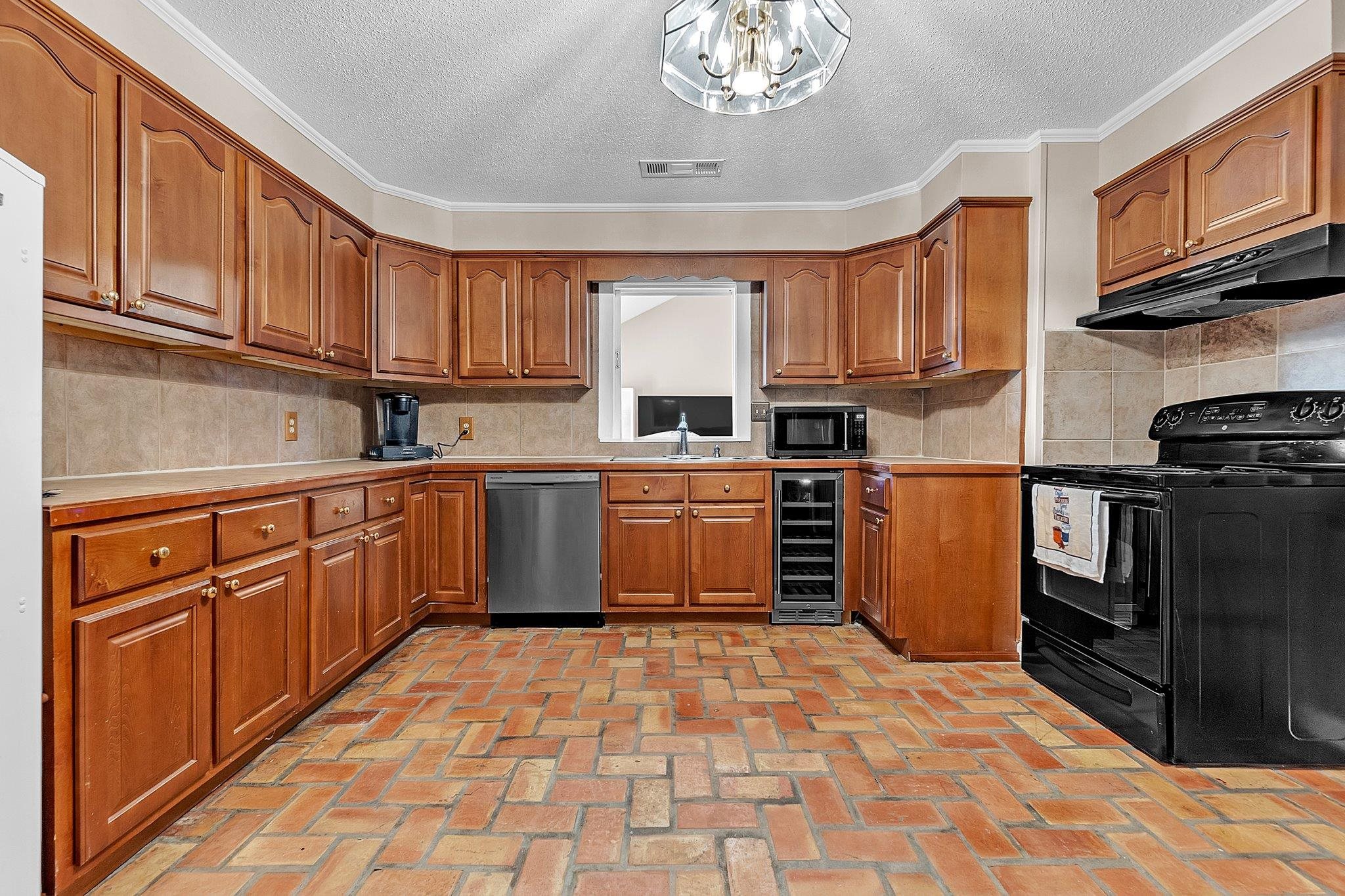 2792 Kate Bond Rd Property Photo 11