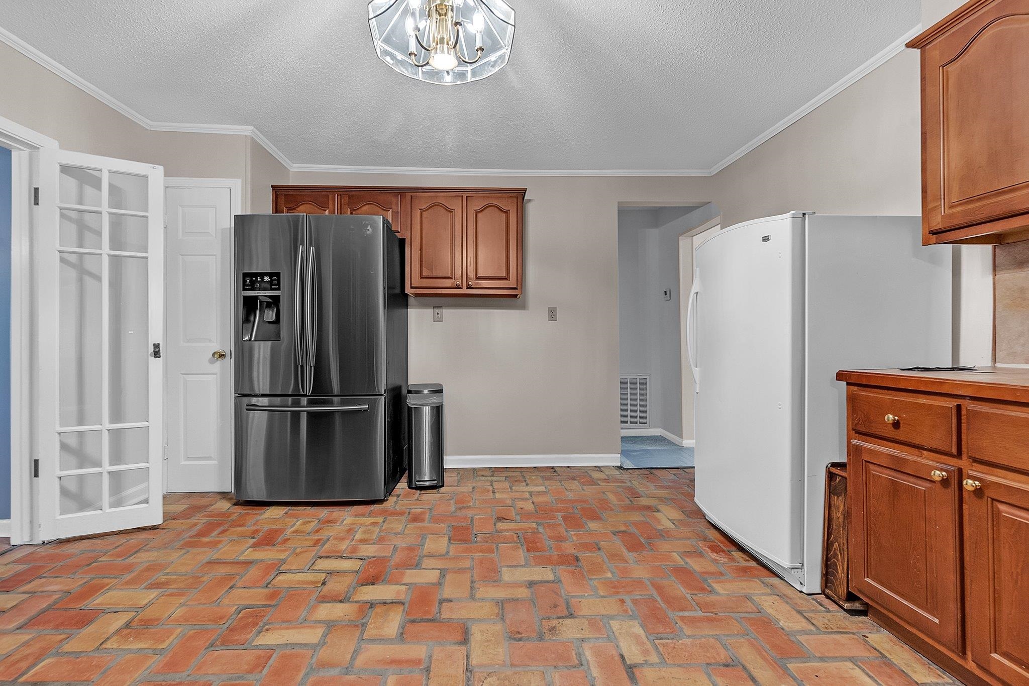 2792 Kate Bond Rd Property Photo 12