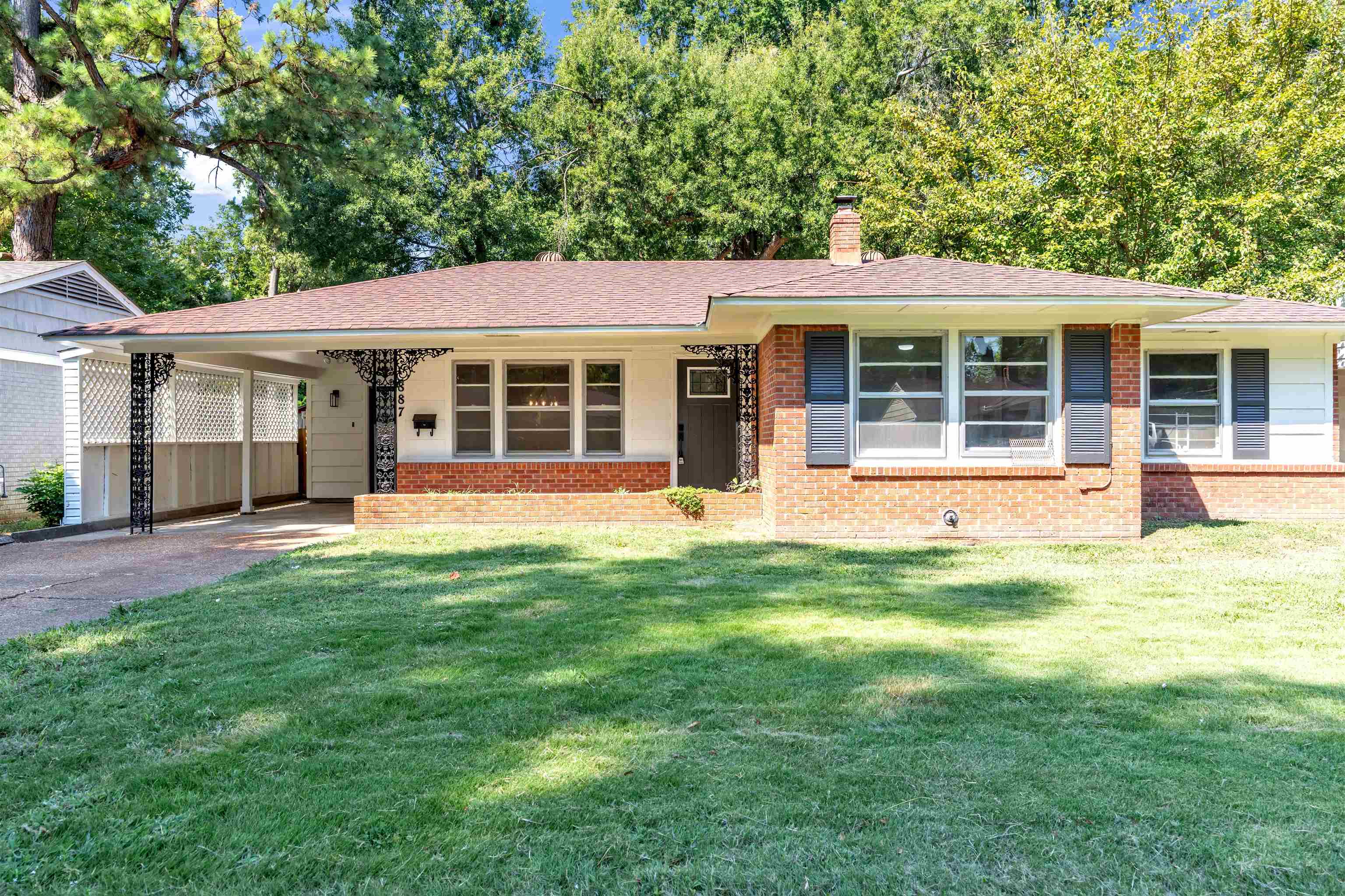 887 Sumter St Property Photo 1