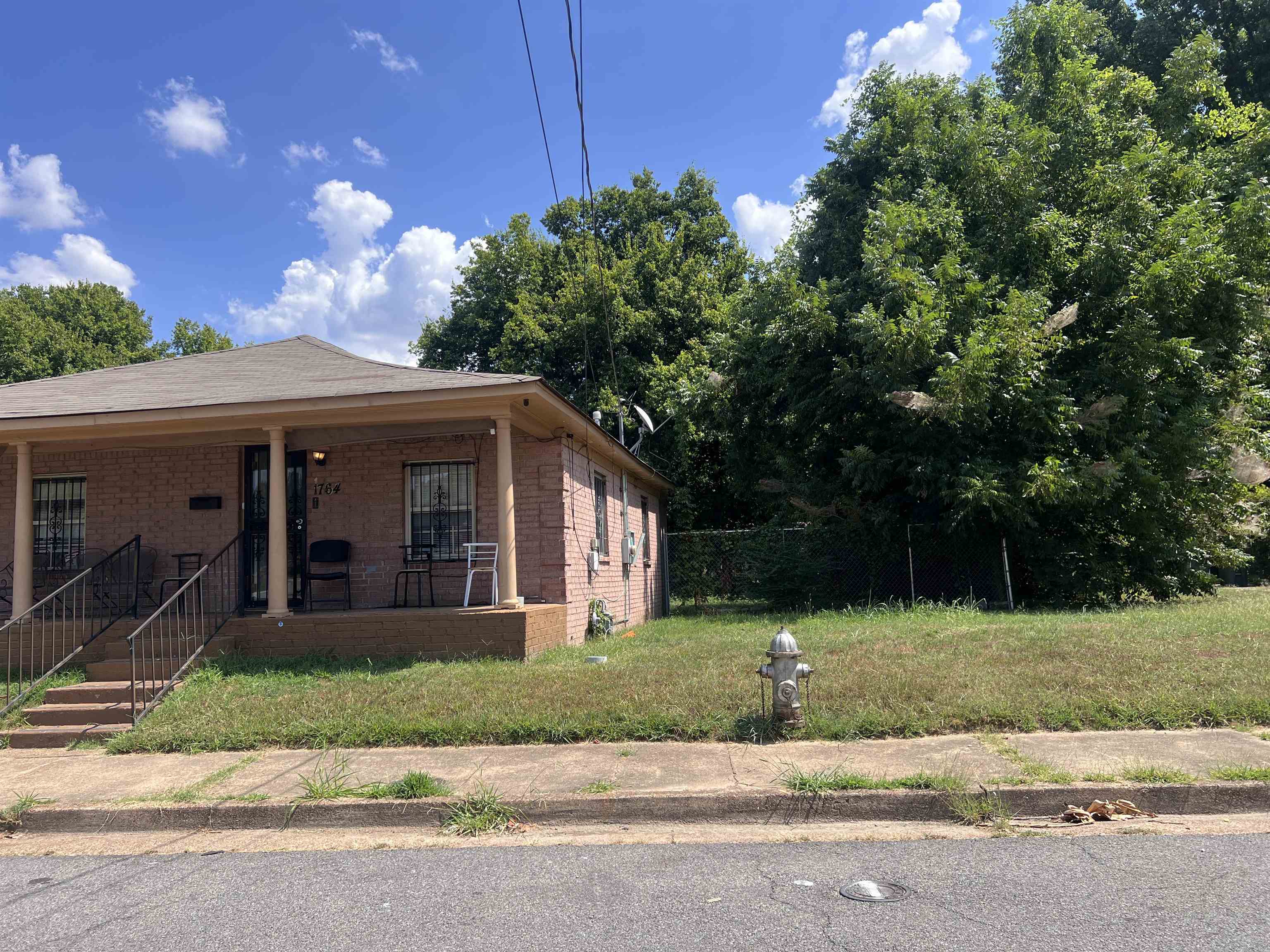 1764 Orr St Property Photo 4