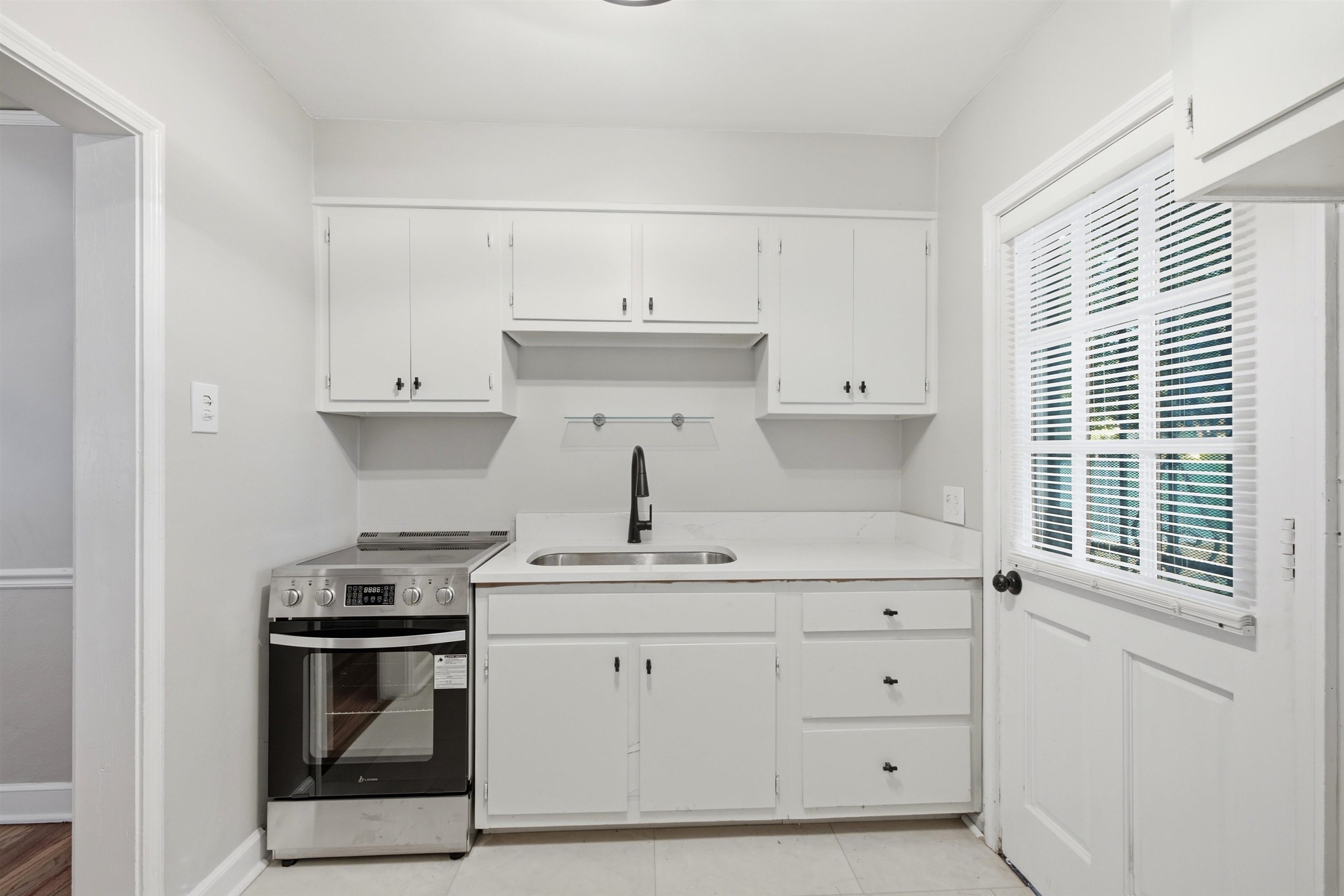 3551 Mayflower Ave Property Photo 13