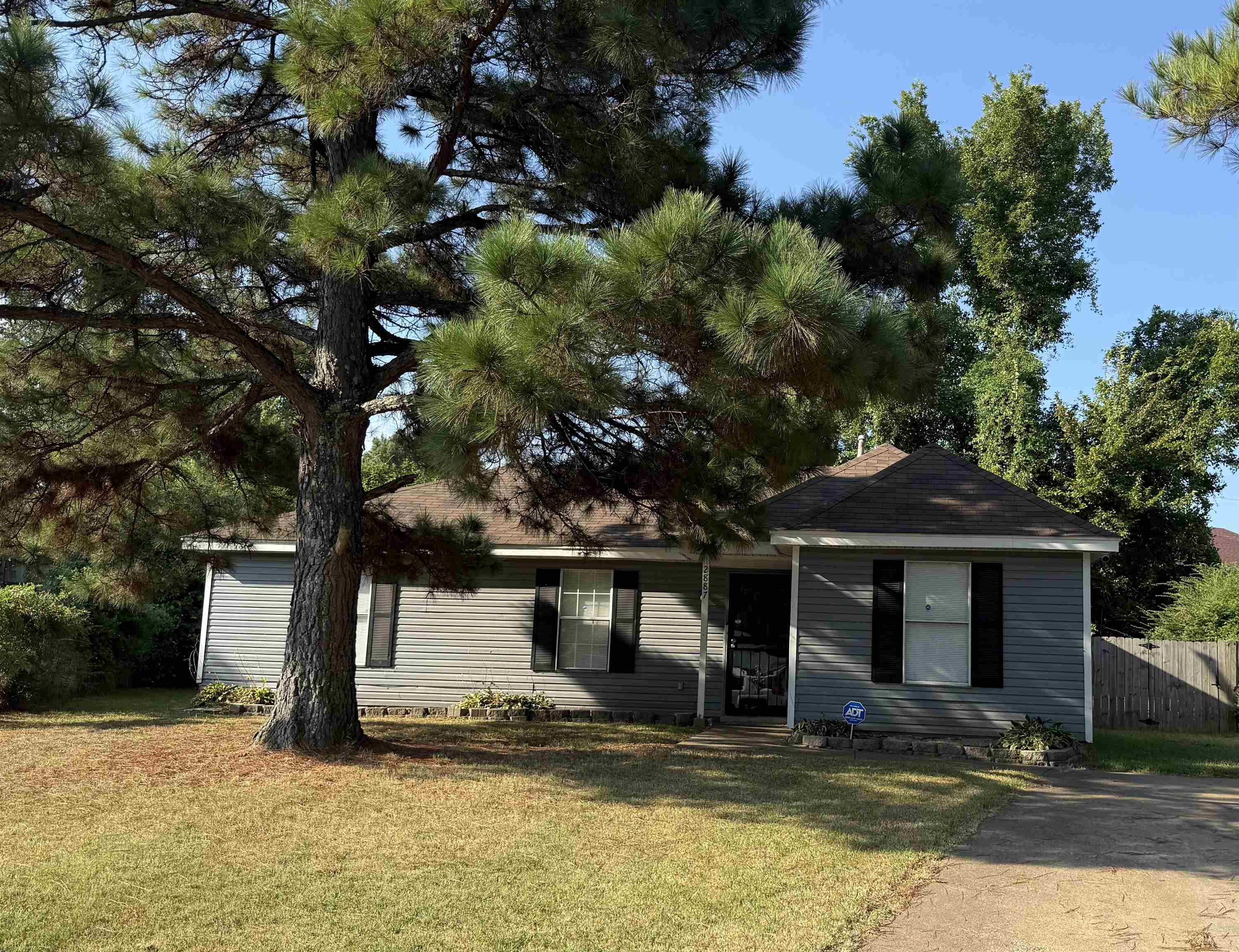 2887 Letrec Cv Property Photo 1