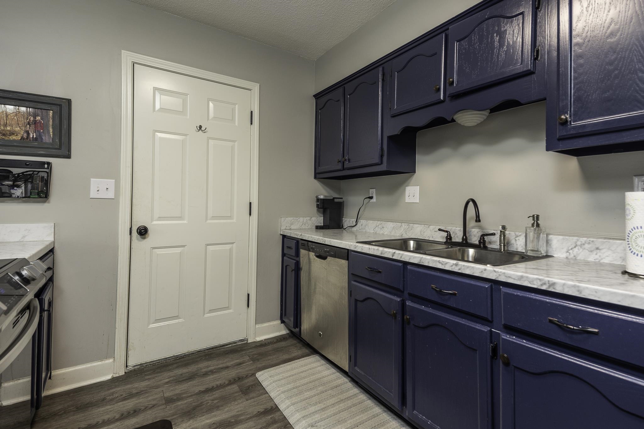 10650 Stephenson Ln Property Photo 12