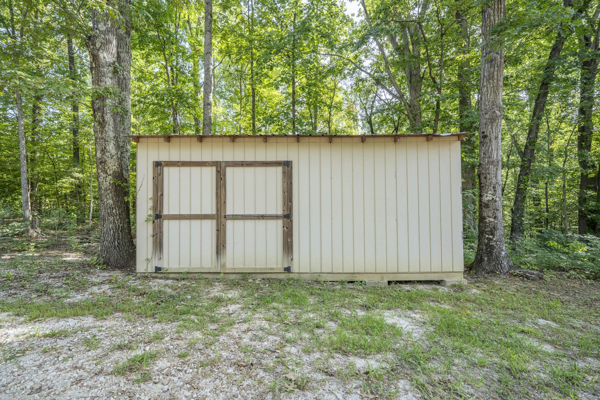 5171 Crawford School Rd Property Photo 21