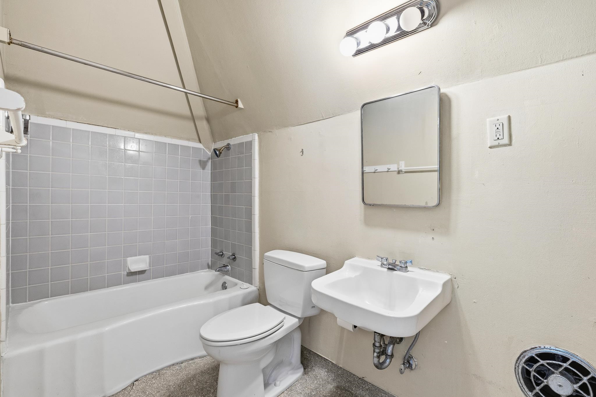 1557 Central Ave Property Photo 31